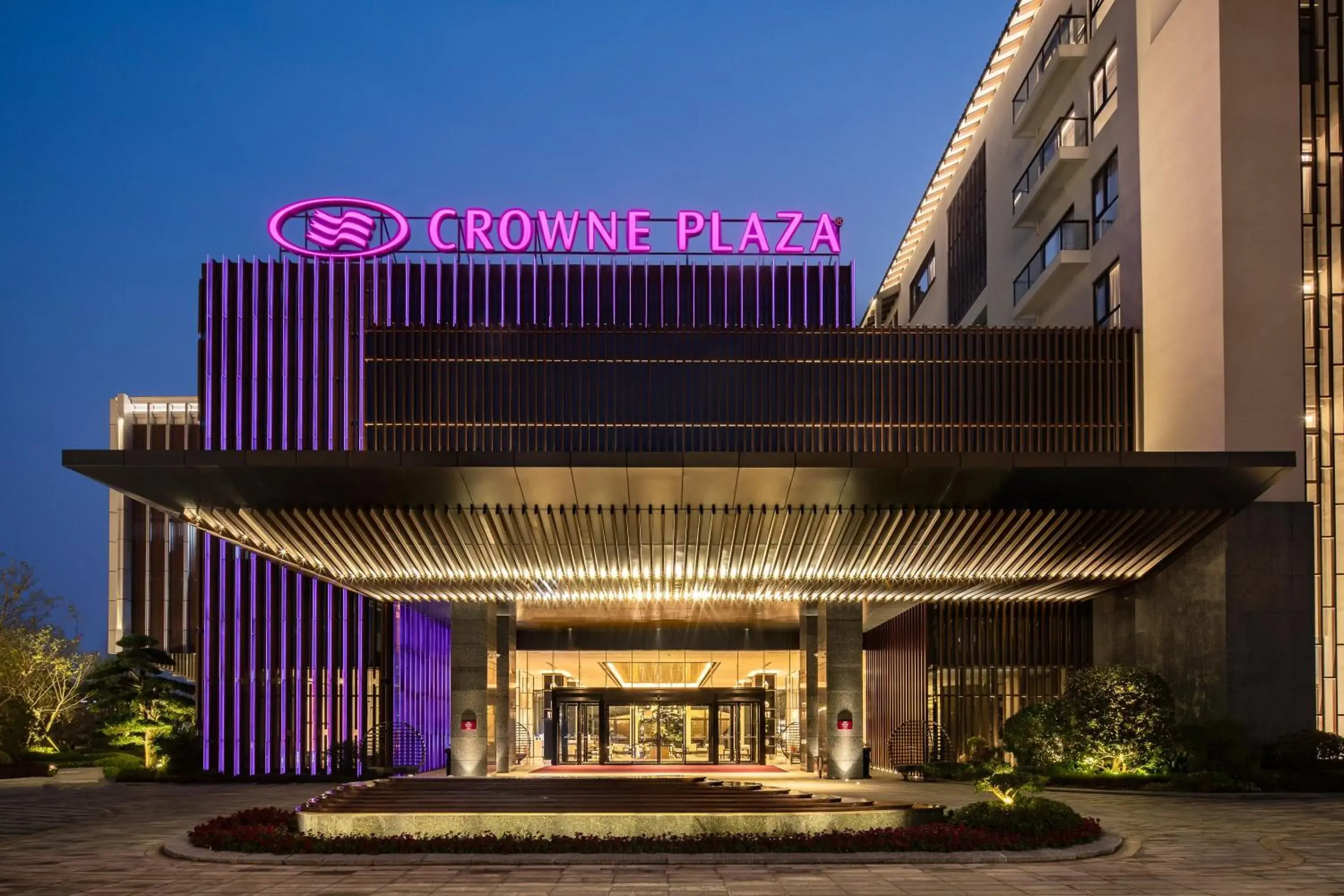 Property building in Crowne Plaza Wuzhen by IHG Property building in Crowne Plaza Wuzhen by IHG
