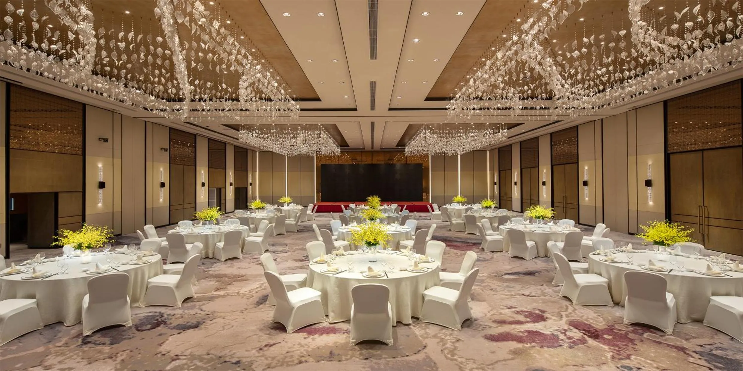 Banquet/Function facilities in Crowne Plaza Wuzhen by IHG