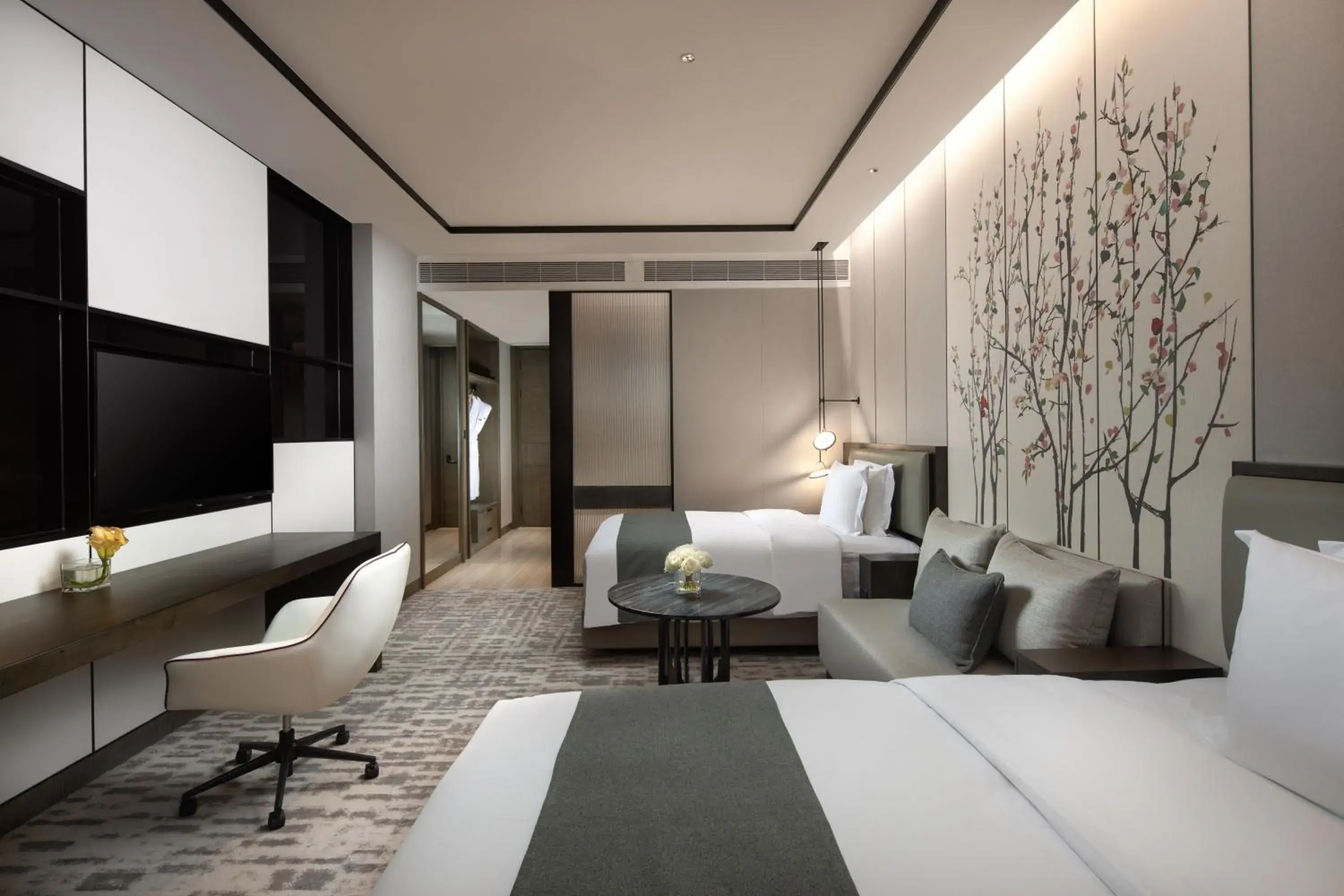 Photo of the whole room, Bed in Crowne Plaza Wuzhen by IHG Photo of the whole room, Bed in Crowne Plaza Wuzhen by IHG