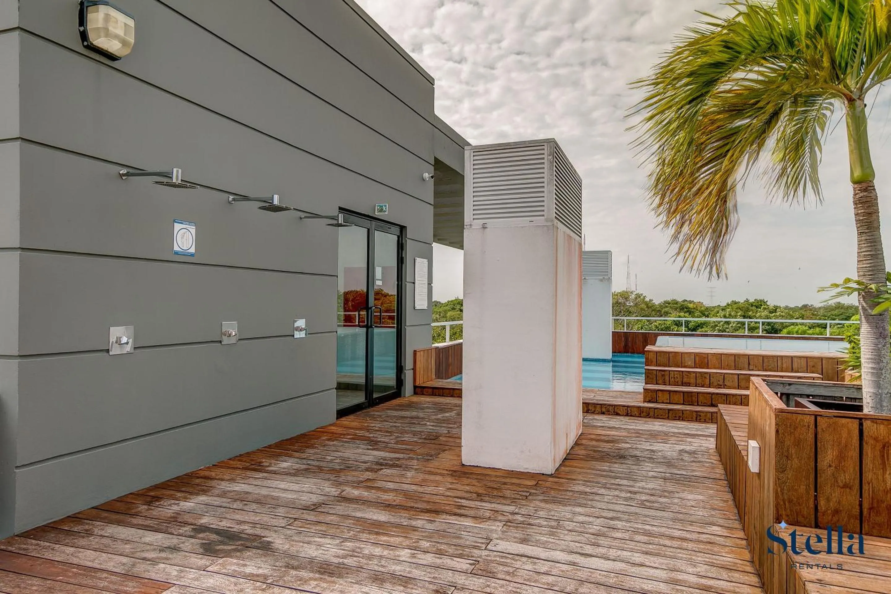 Patio in Golfers' Paradise at Nick Price Residences!