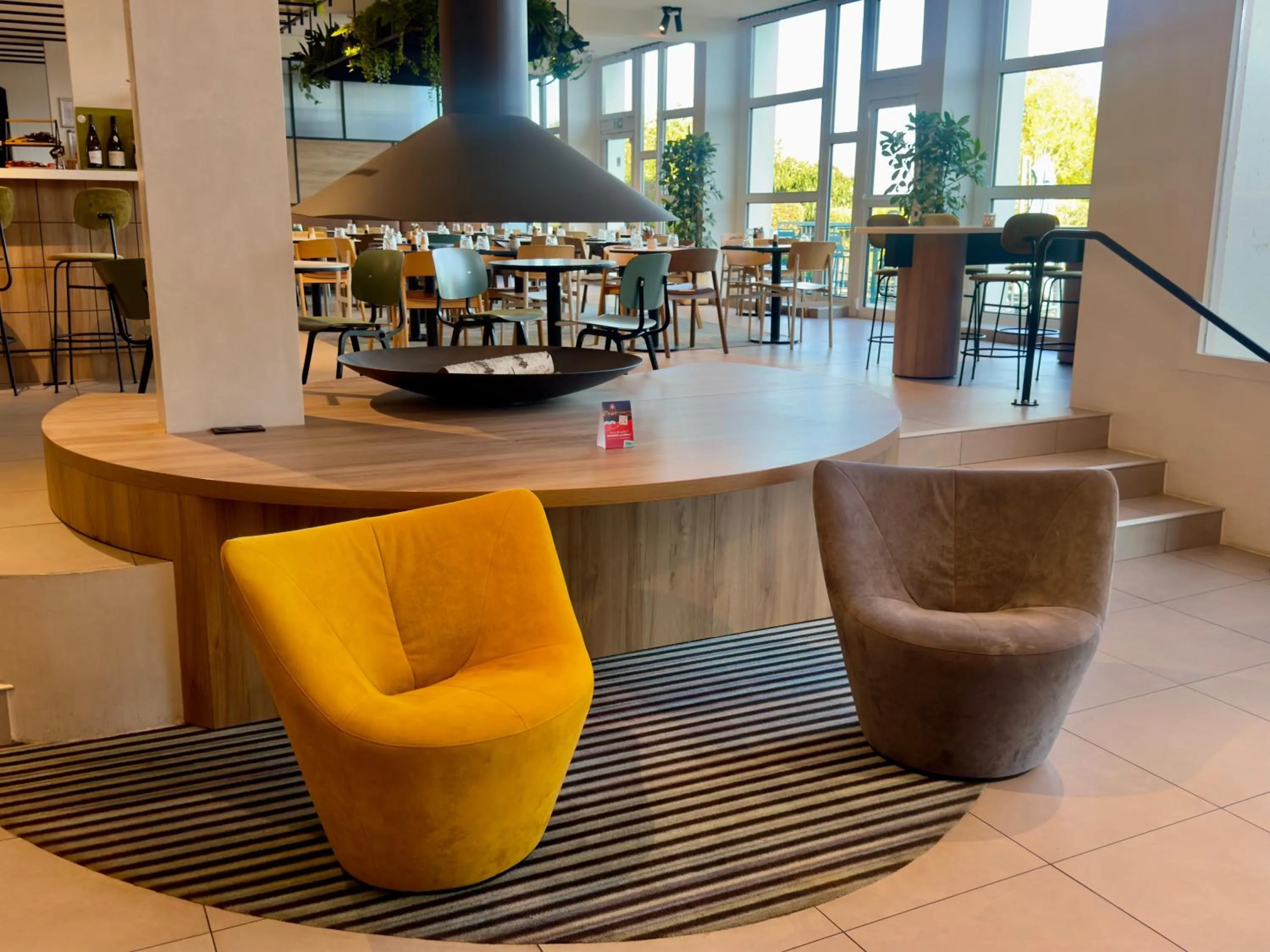 Lobby or reception in Mercure Rouen Val de Reuil