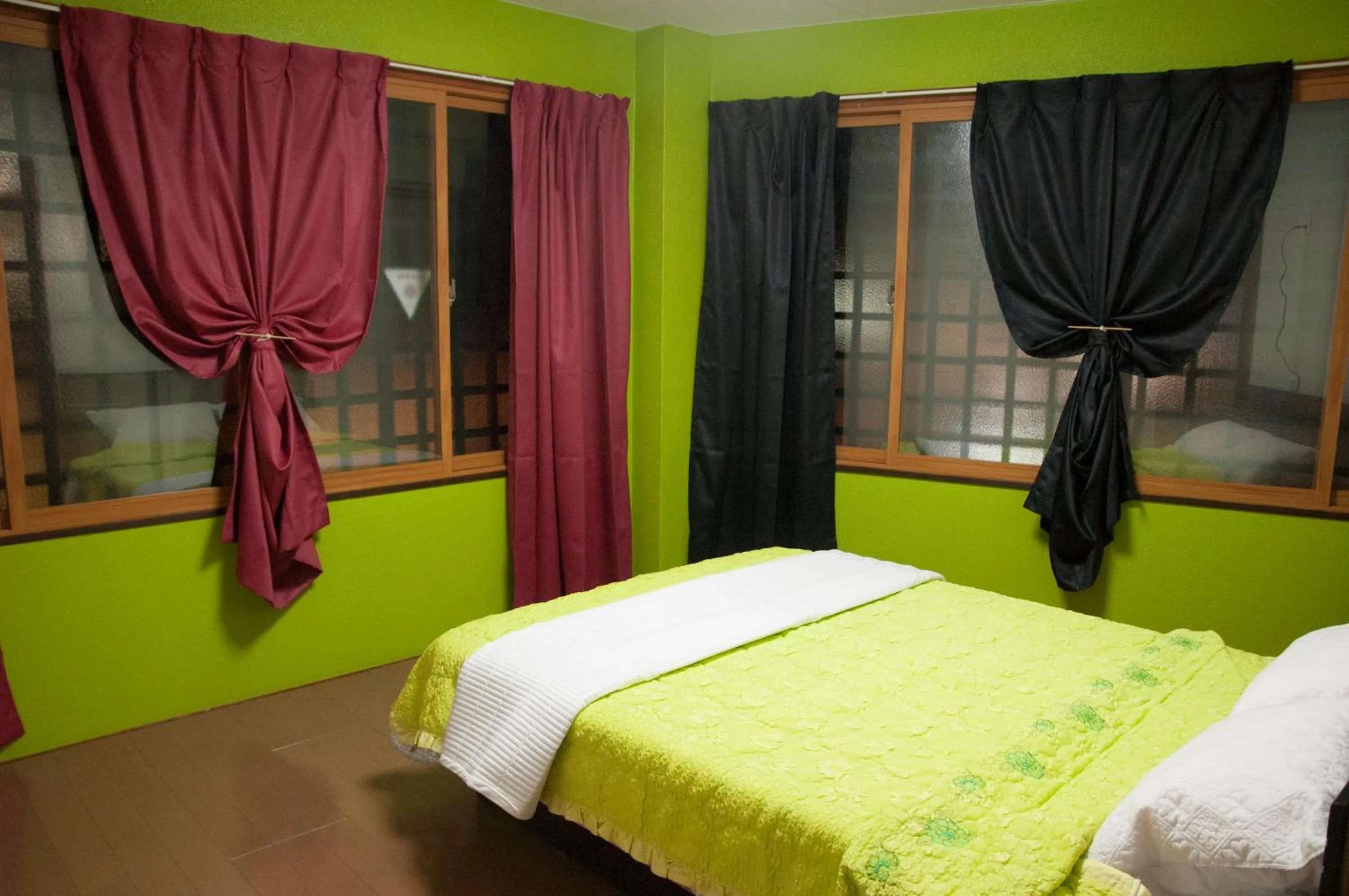 Bed in Kamikatsura House