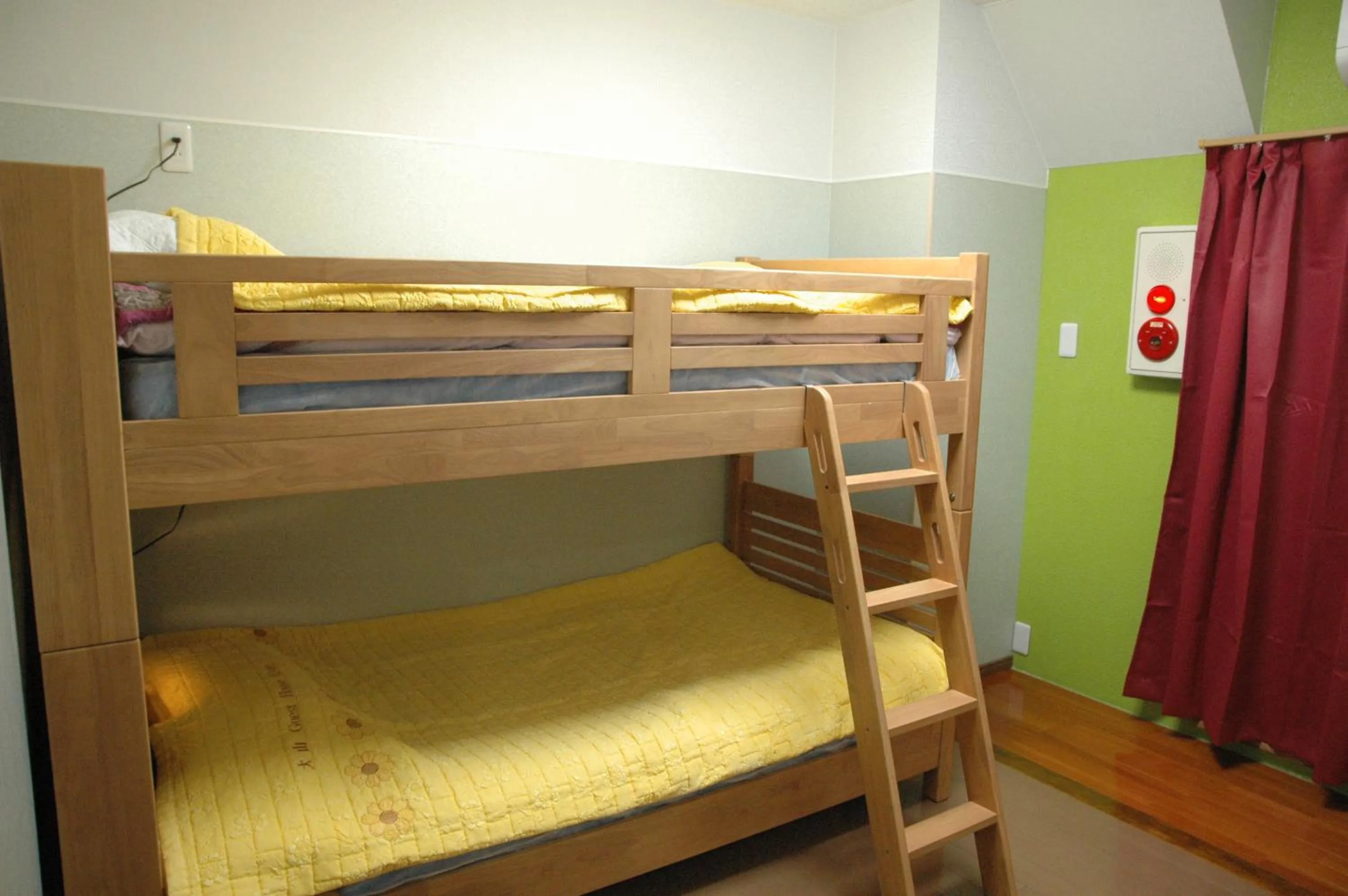 bunk bed, Bed in Kamikatsura House