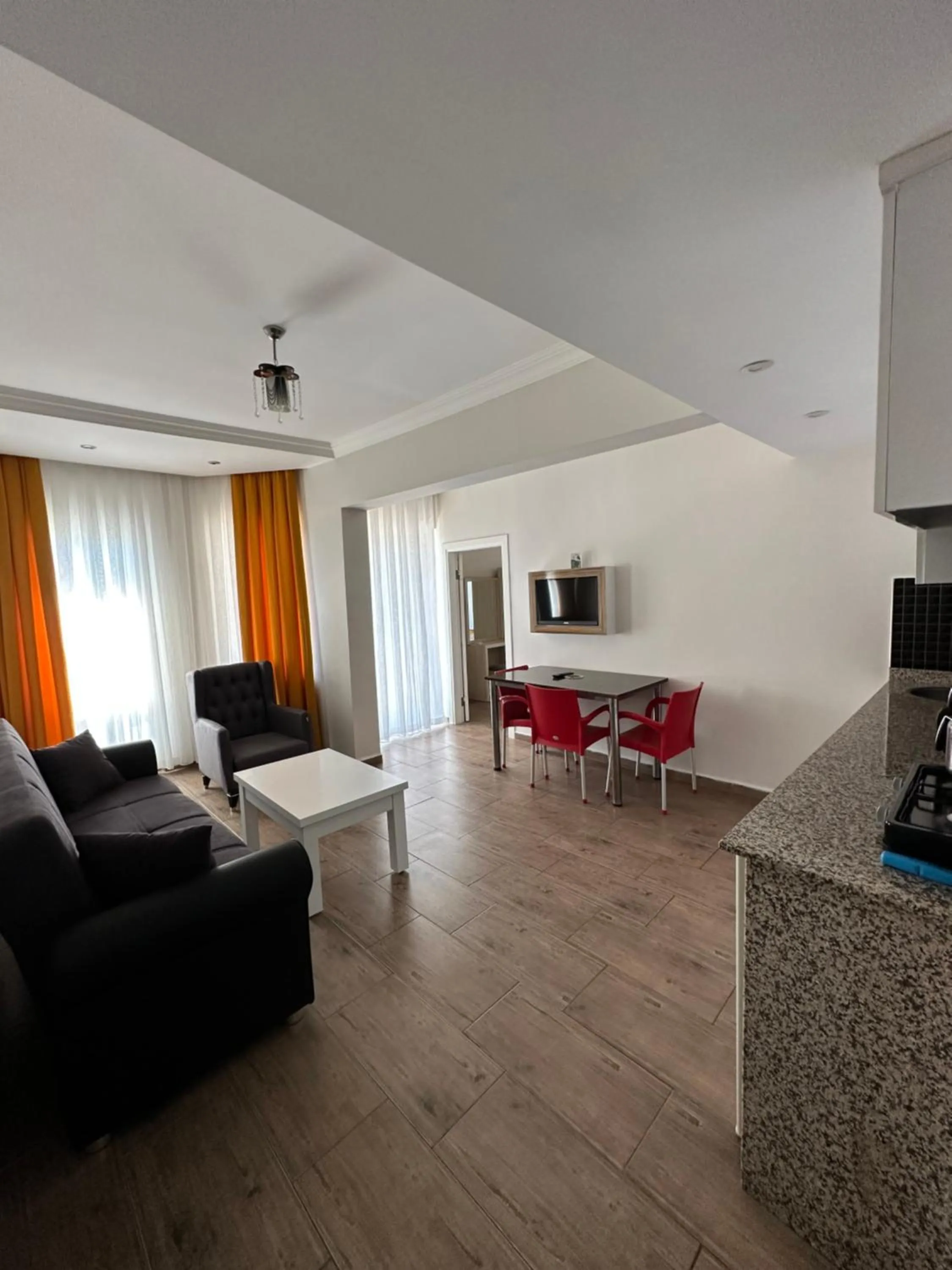Kitchen or kitchenette in Alanya Queen Apart Otel