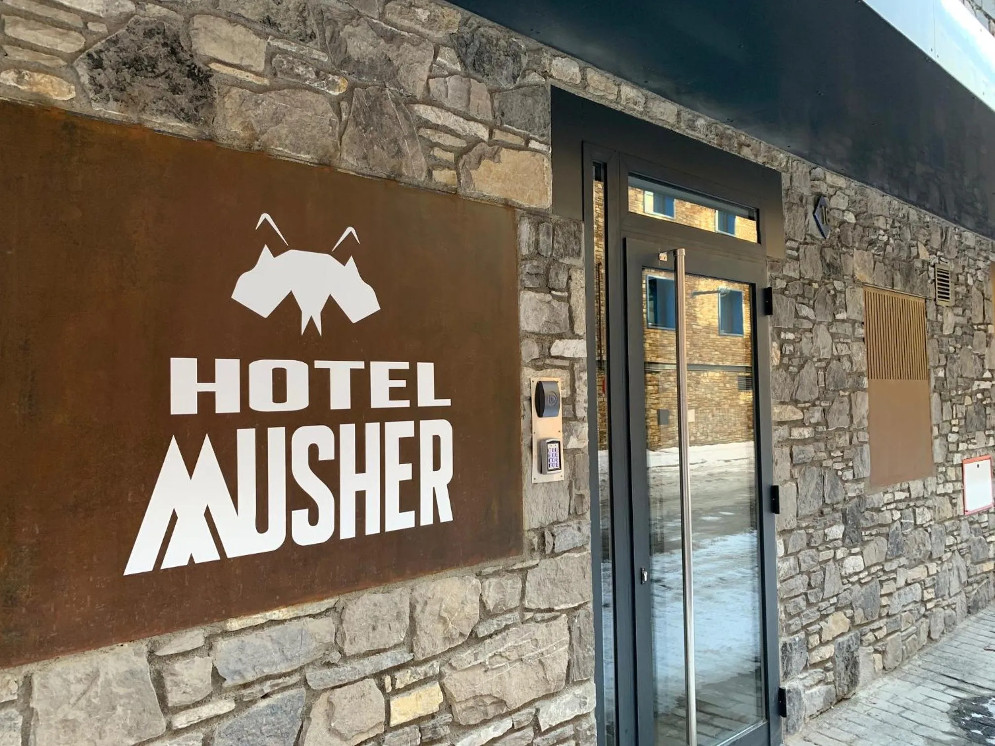 Property building in Hotel Musher
