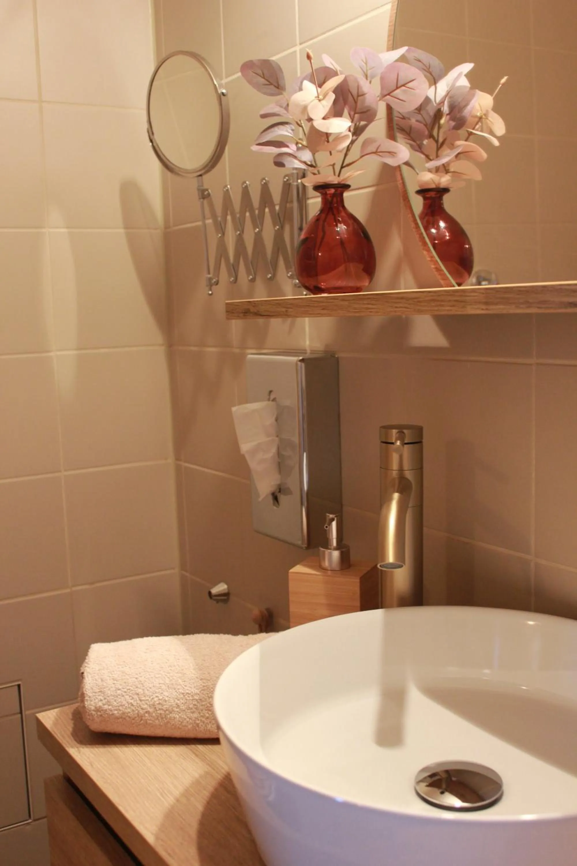 Bathroom in HOTEL ALTES THEATER Heilbronn