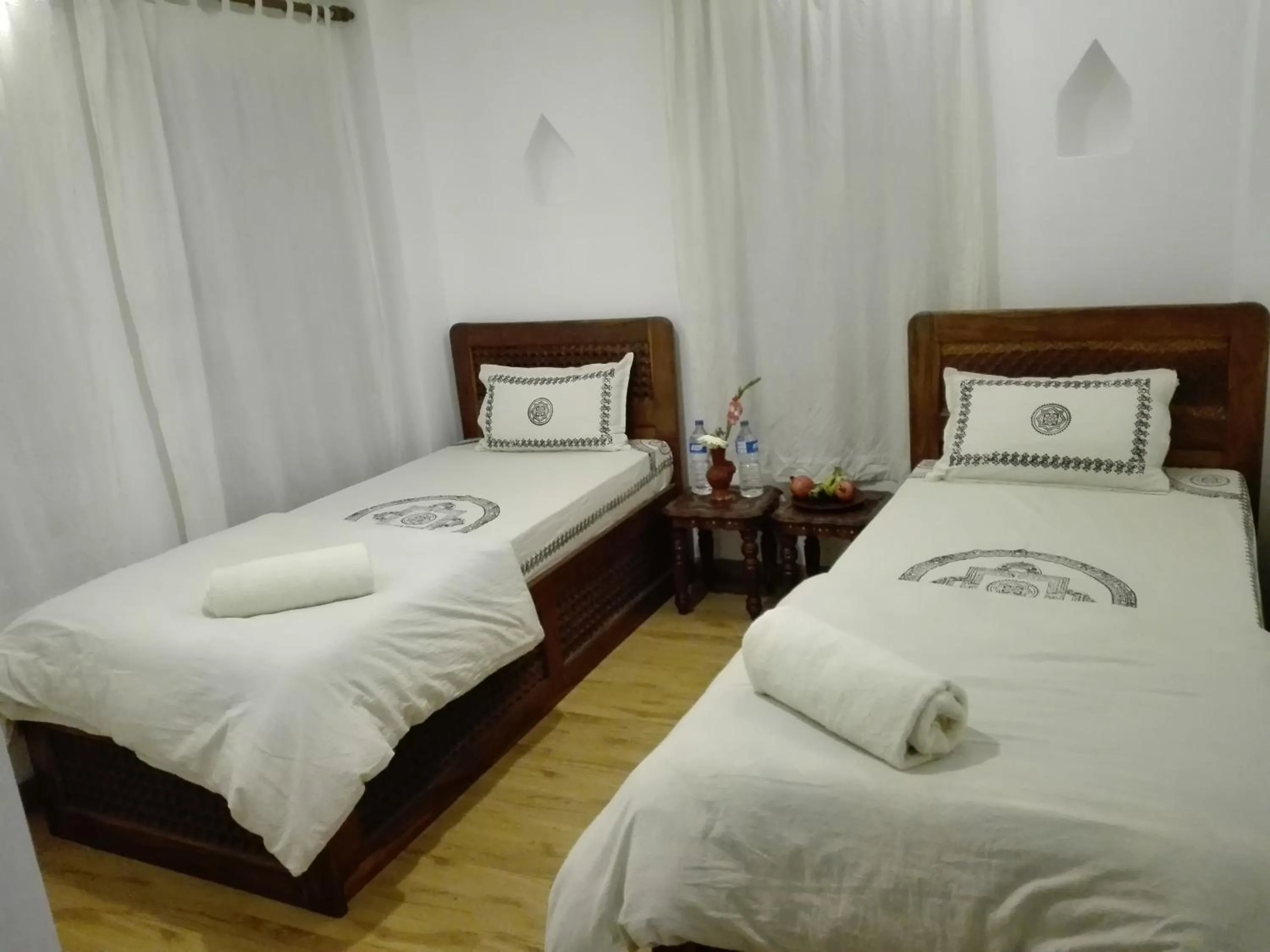 Bed in Sunny Guest House and Cafe