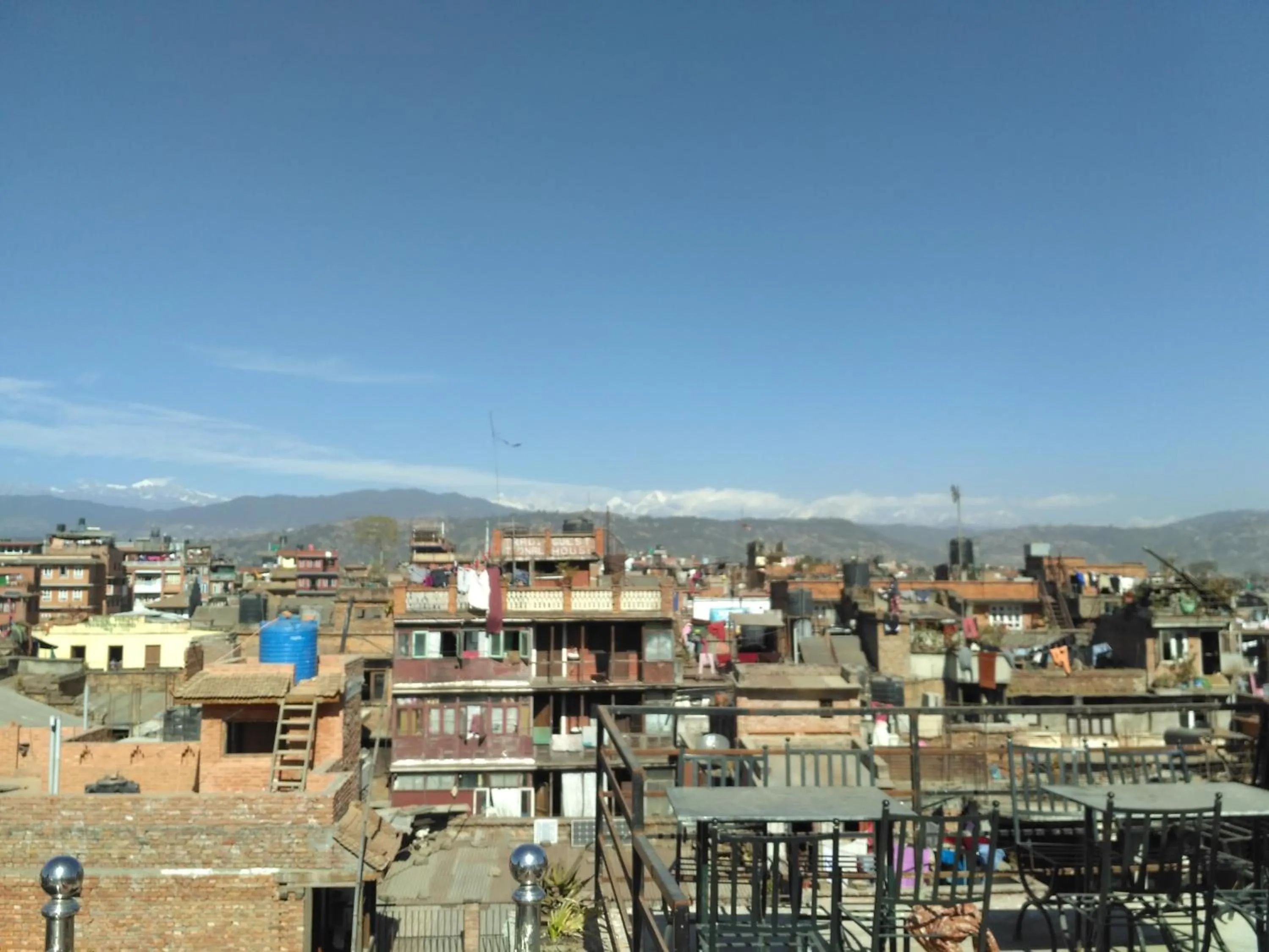 Property building in Sunny Guest House and Cafe