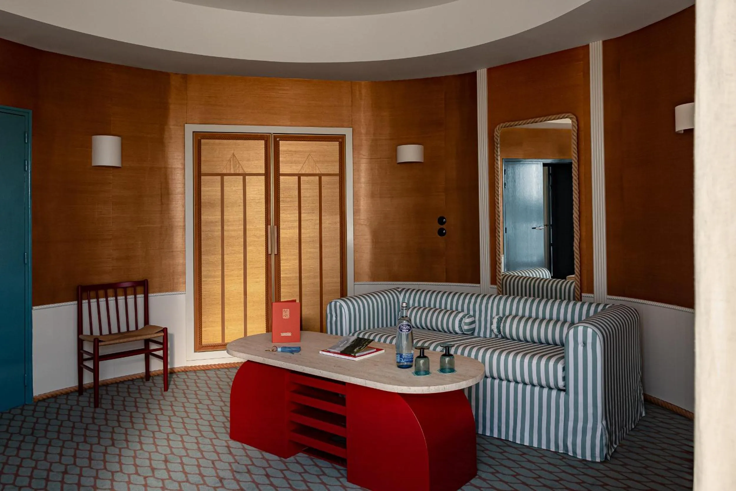 Living room in Regina Experimental Biarritz