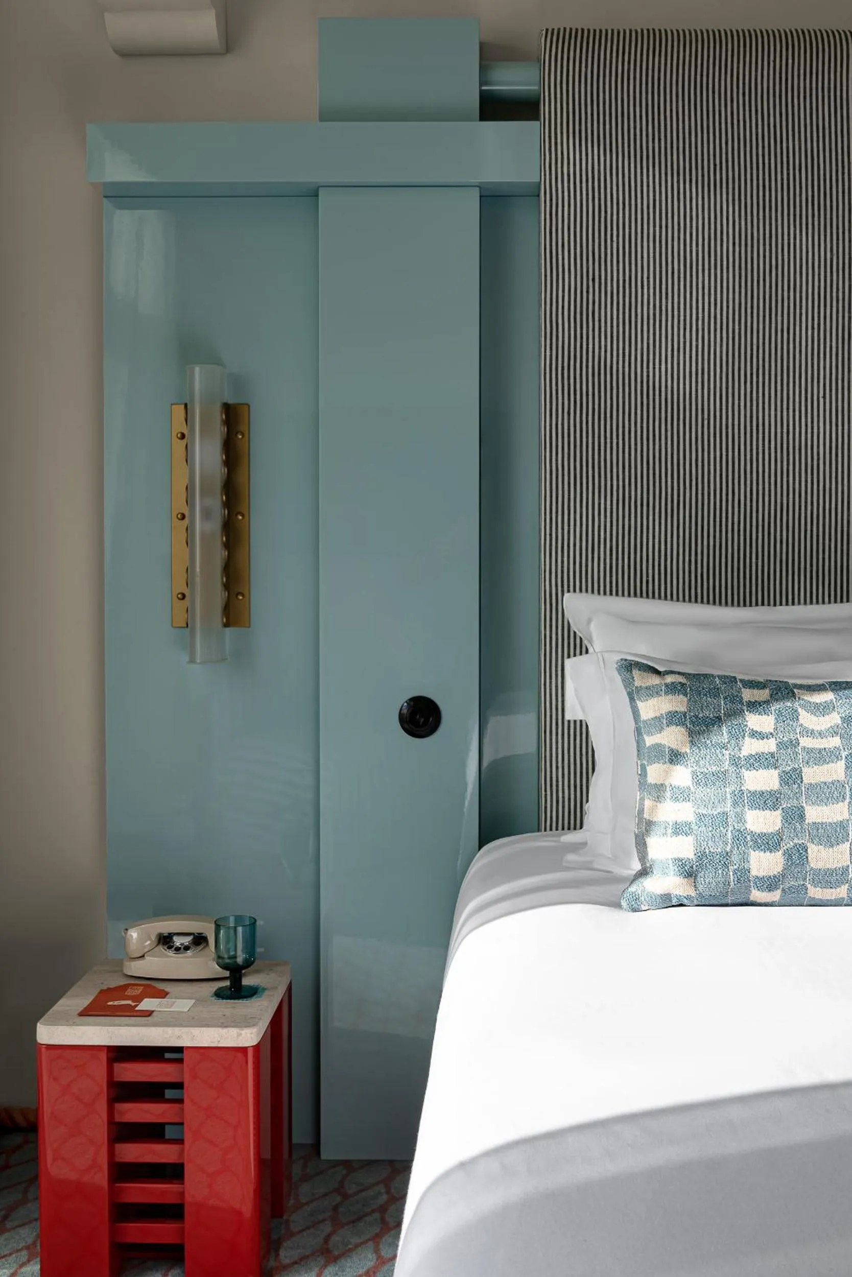 Bedroom, Bed in Regina Experimental Biarritz