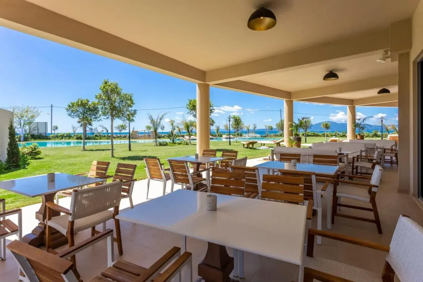 Restaurant/places to eat in Elysian Luxury Hotel and Spa Restaurant/places to eat in Elysian Luxury Hotel and Spa