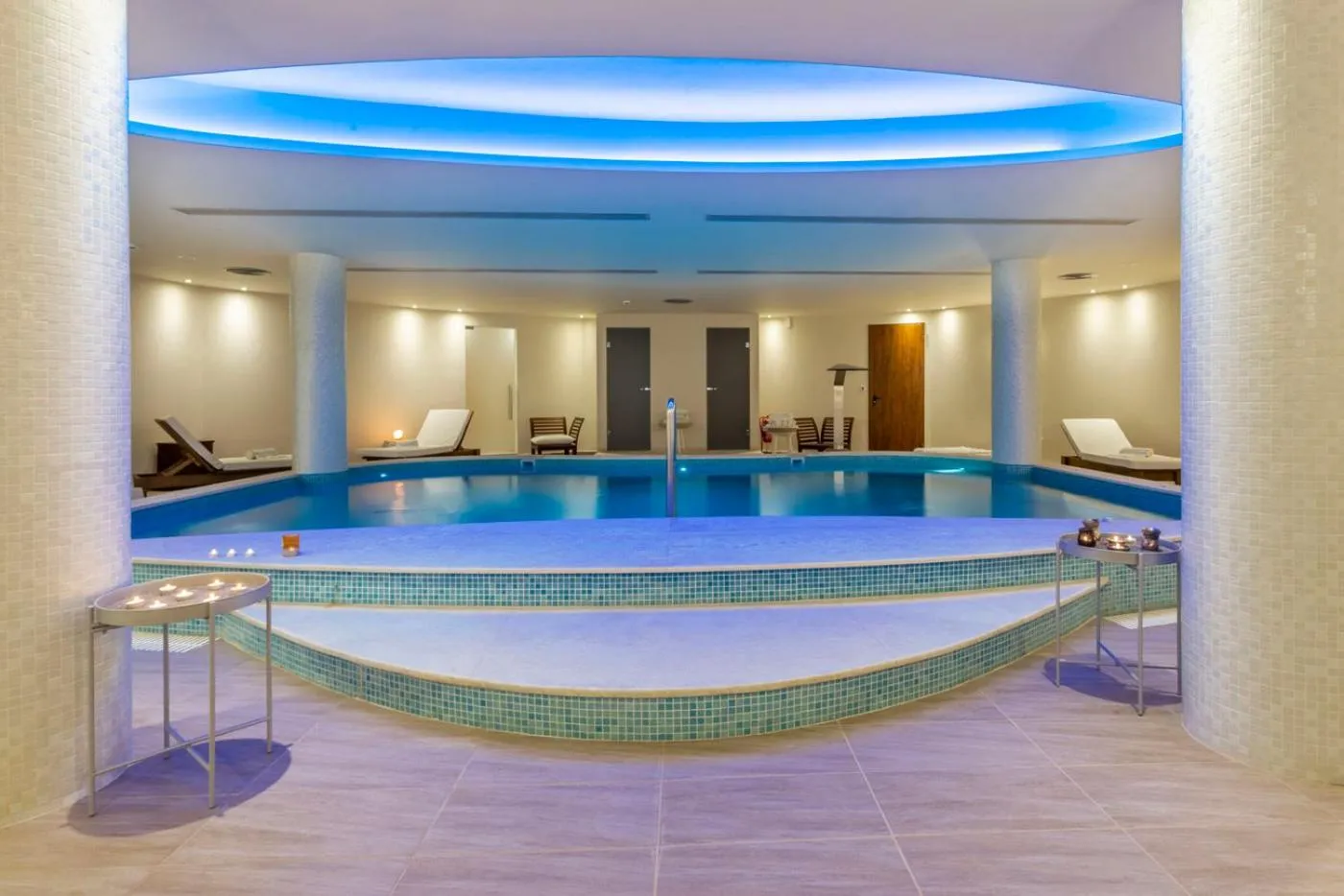 Swimming pool in Elysian Luxury Hotel and Spa