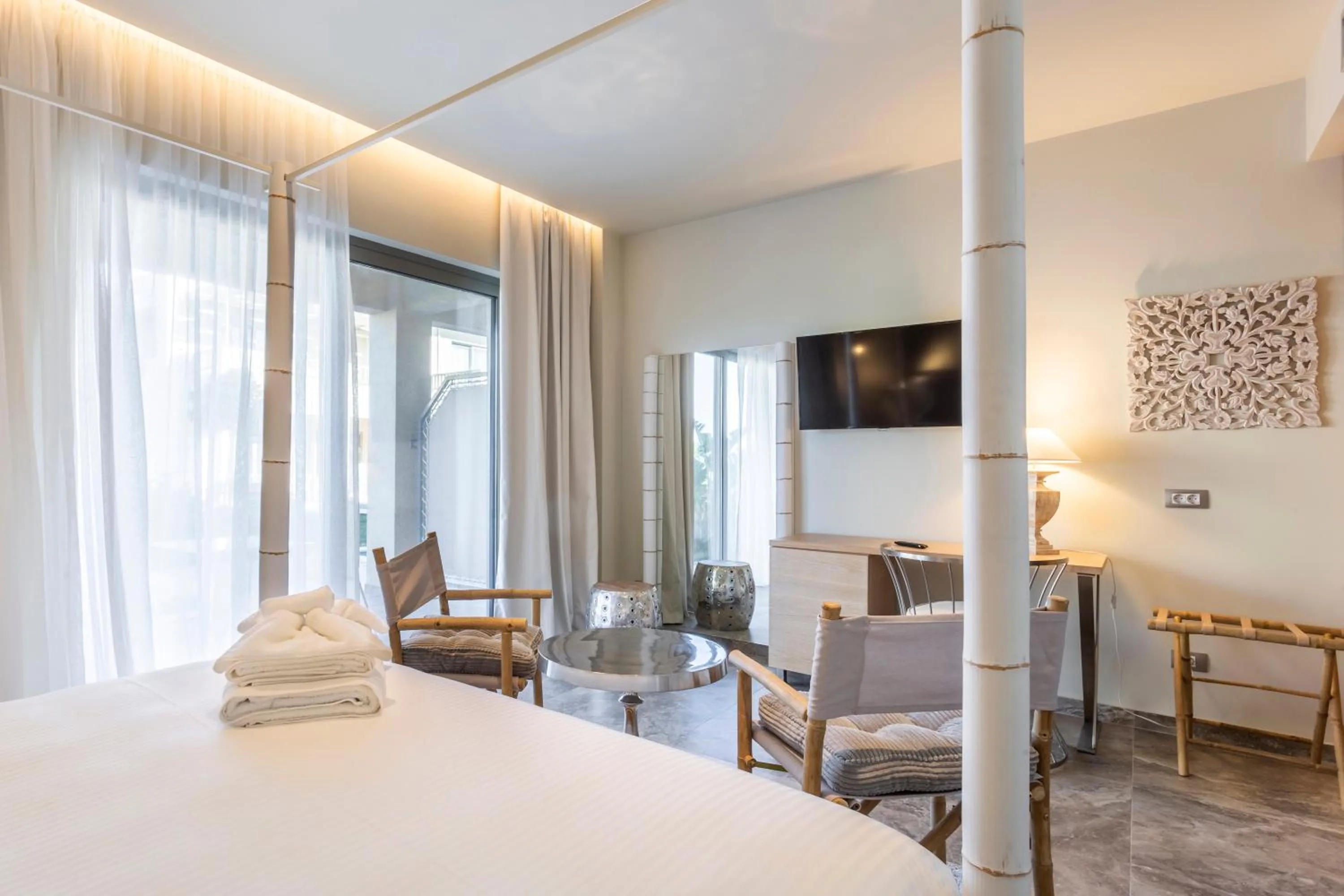 Elysian Luxury Hotel and Spa