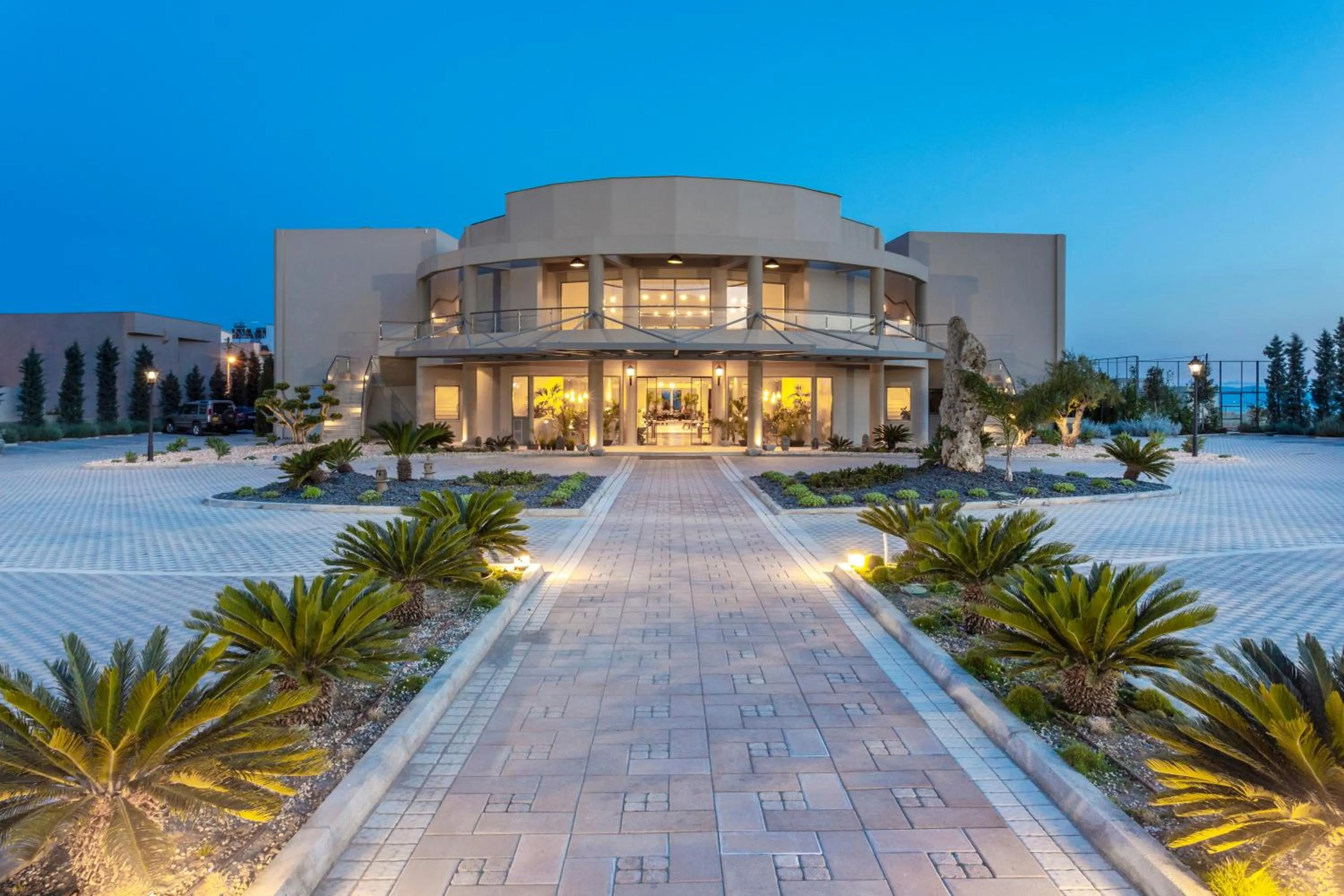 Facade/entrance in Elysian Luxury Hotel and Spa