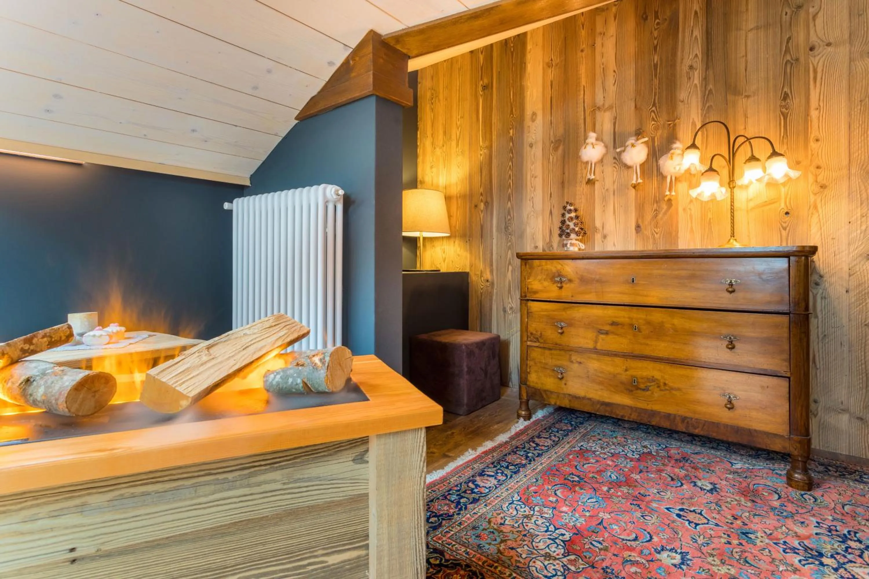 Bed in John Luxury Suites