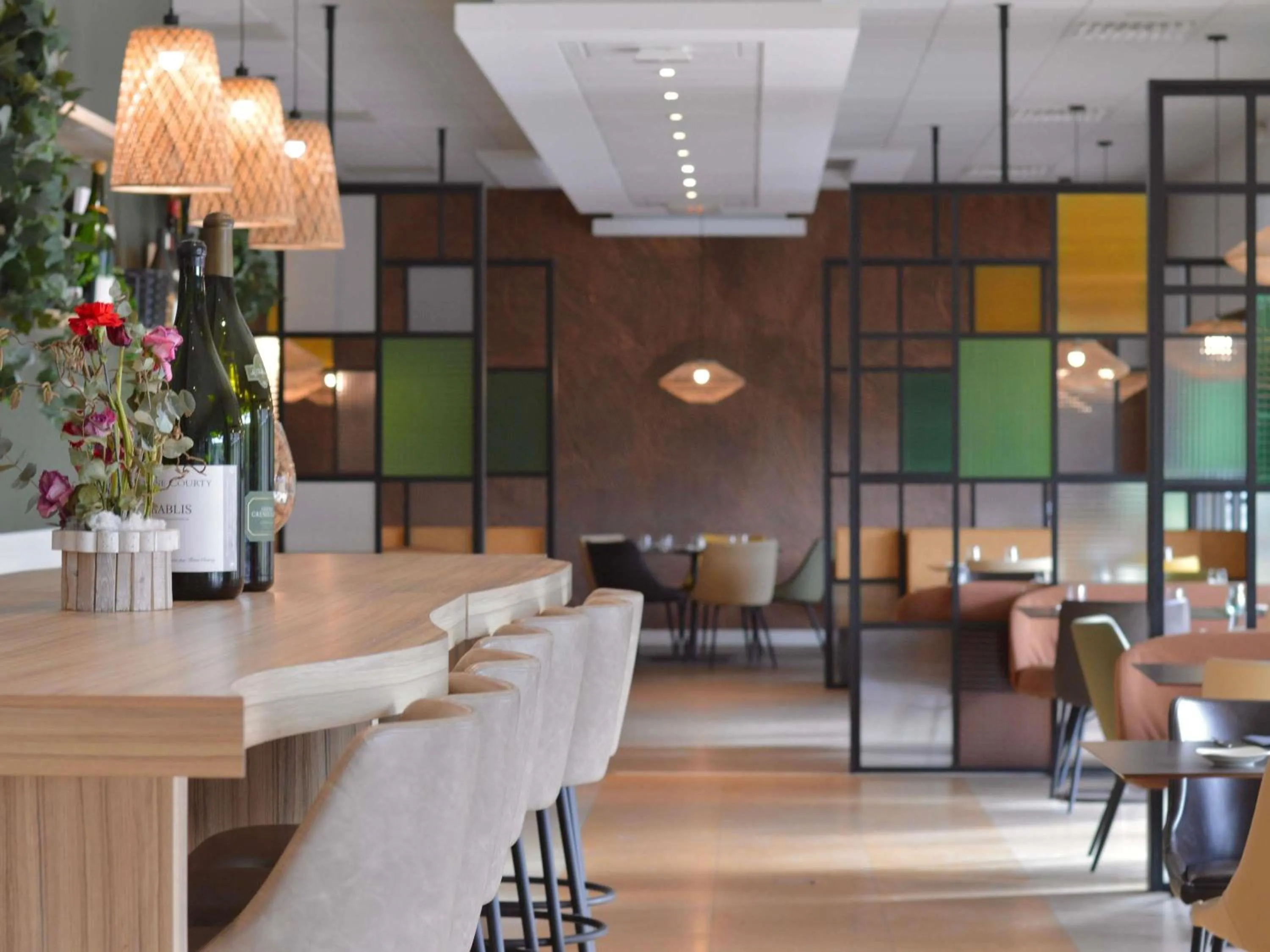 Property building in Mercure Auxerre Autoroute du Soleil