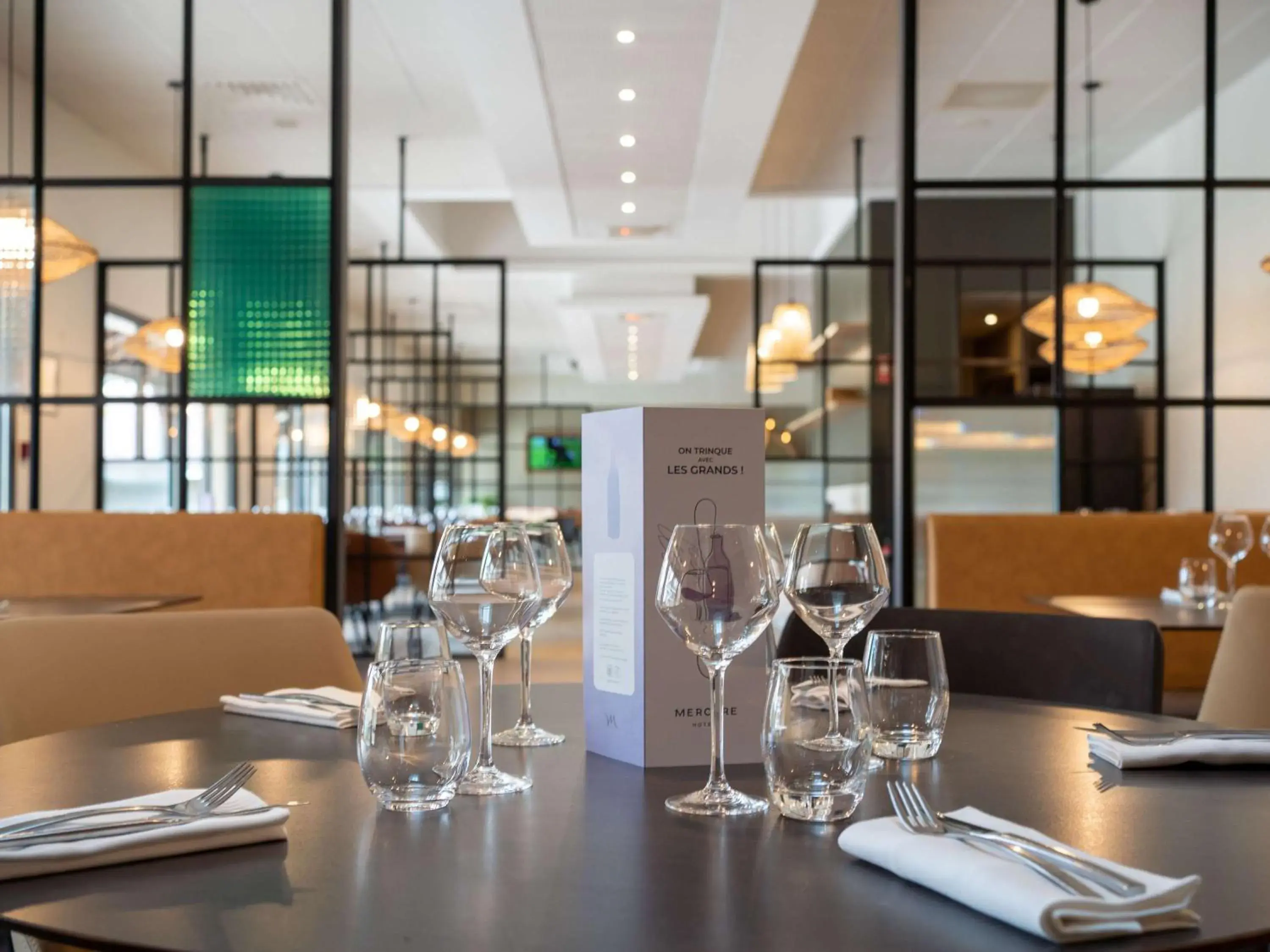 Restaurant/places to eat in Mercure Auxerre Autoroute du Soleil Restaurant/places to eat in Mercure Auxerre Autoroute du Soleil