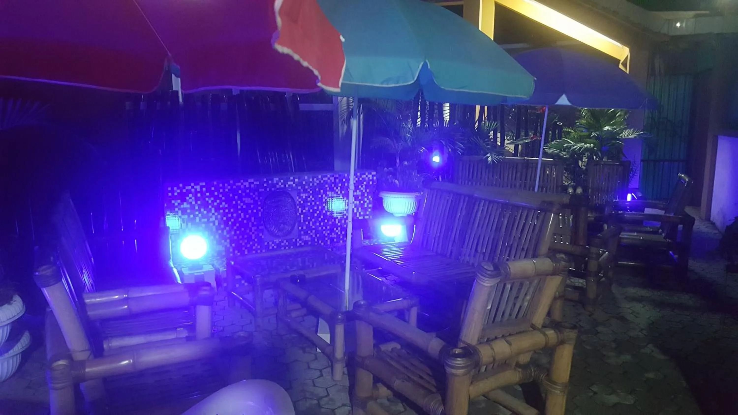 Night in Résidences hôtelières Micheline et Emile BASTOS