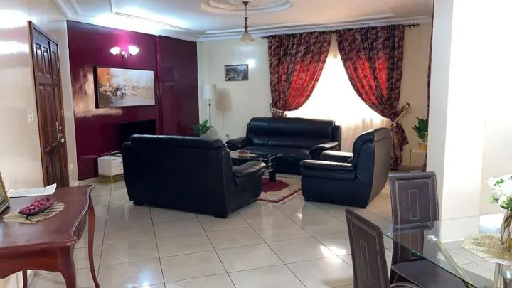 Living room in Résidences hôtelières Micheline et Emile BASTOS