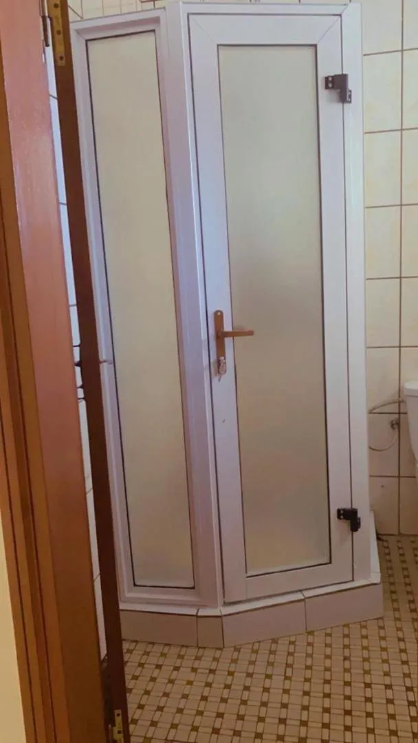 Bathroom in Résidences hôtelières Micheline et Emile BASTOS