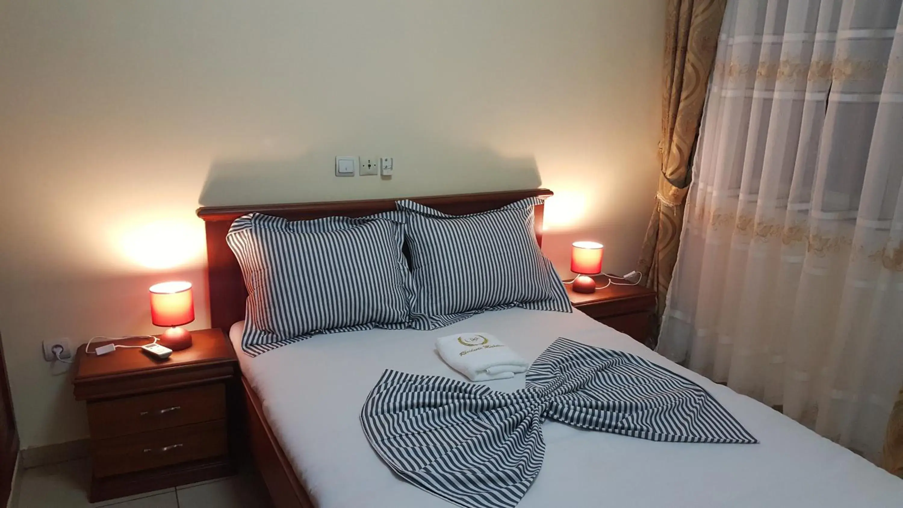 Standard Double Room in Résidences hôtelières Micheline et Emile BASTOS Standard Double Room in Résidences hôtelières Micheline et Emile BASTOS