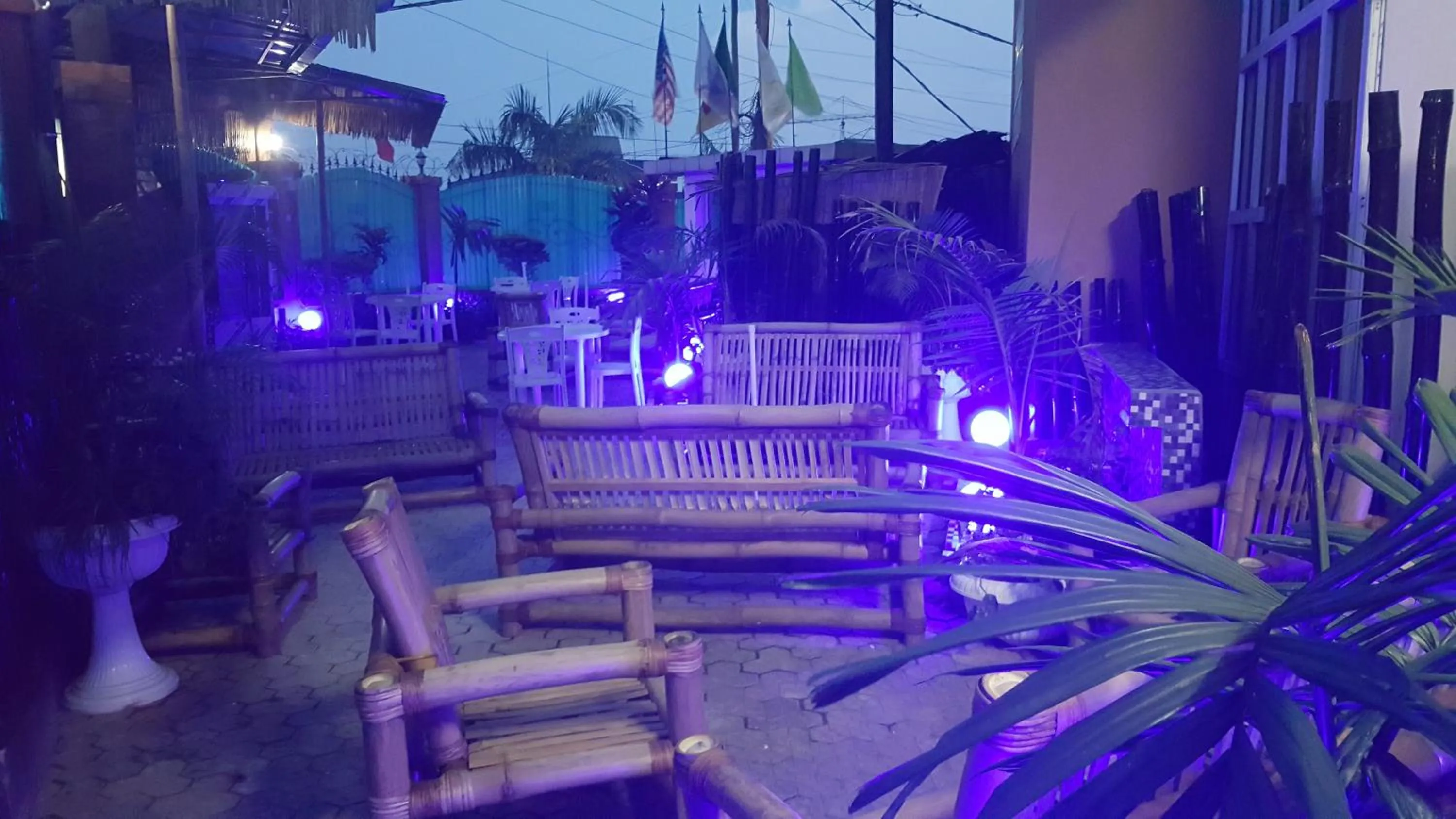 Restaurant/places to eat in Résidences hôtelières Micheline et Emile BASTOS