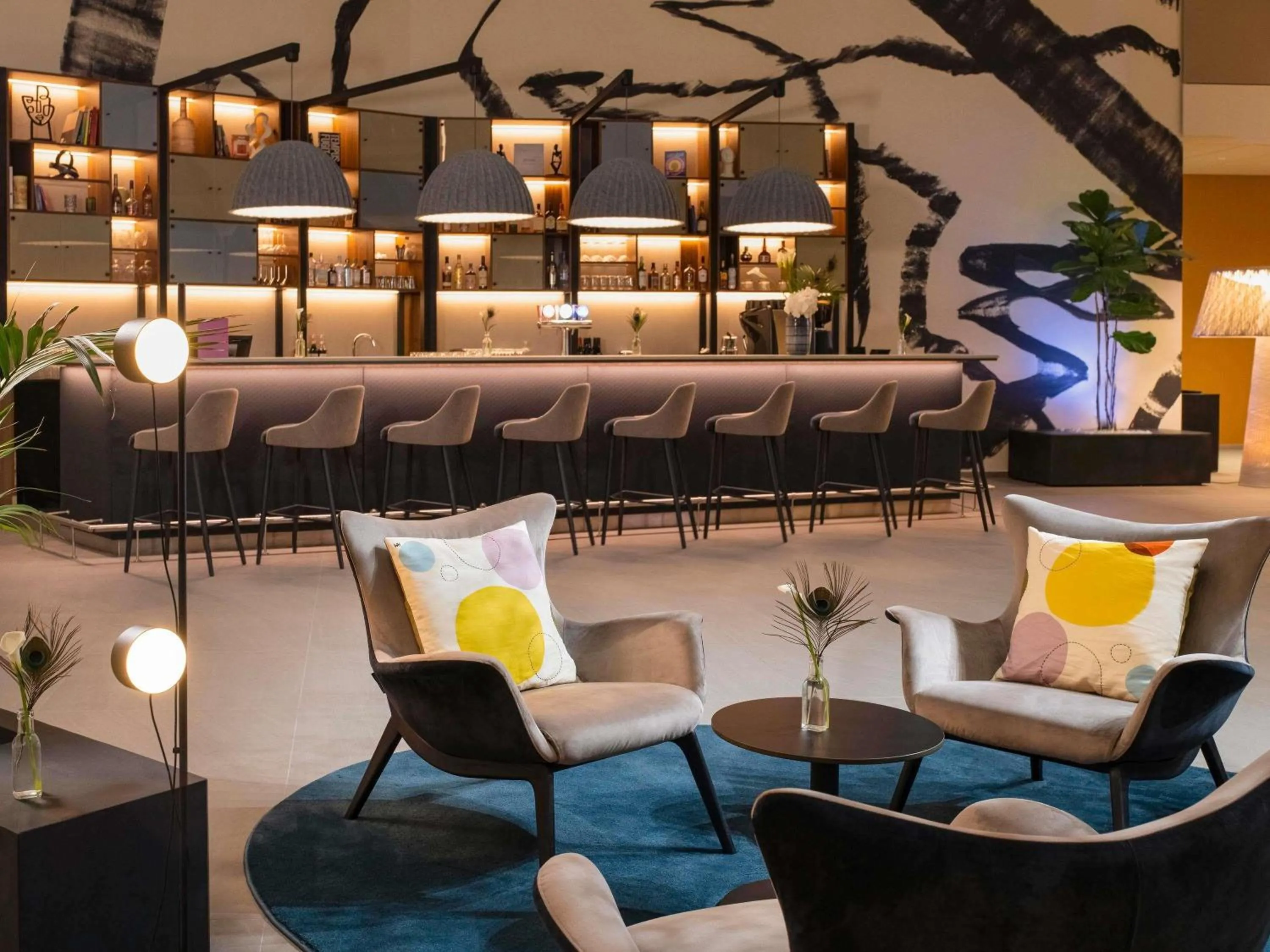 Living room in Mercure Geneva Airport