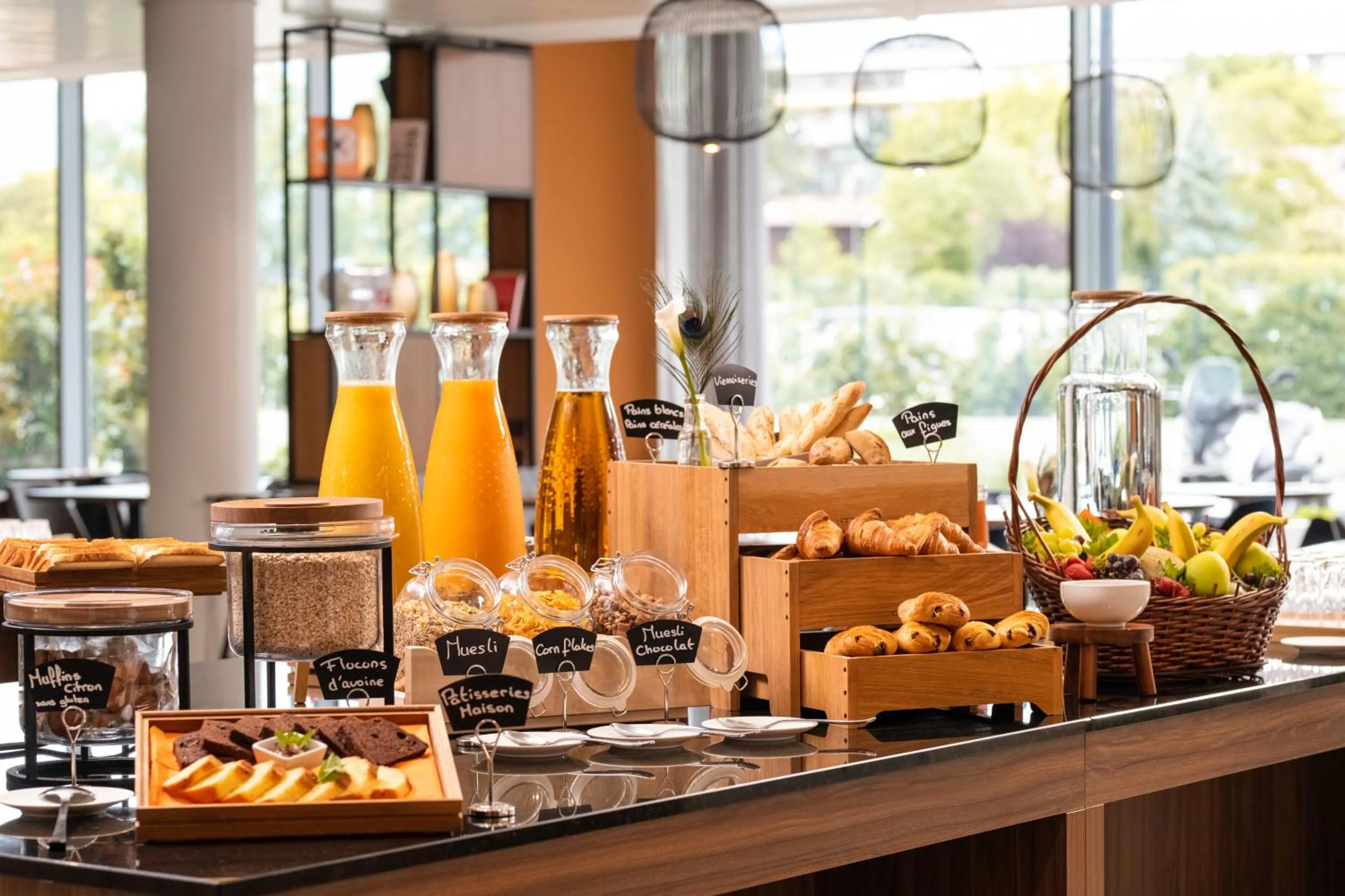 Breakfast in Mercure Geneva Airport