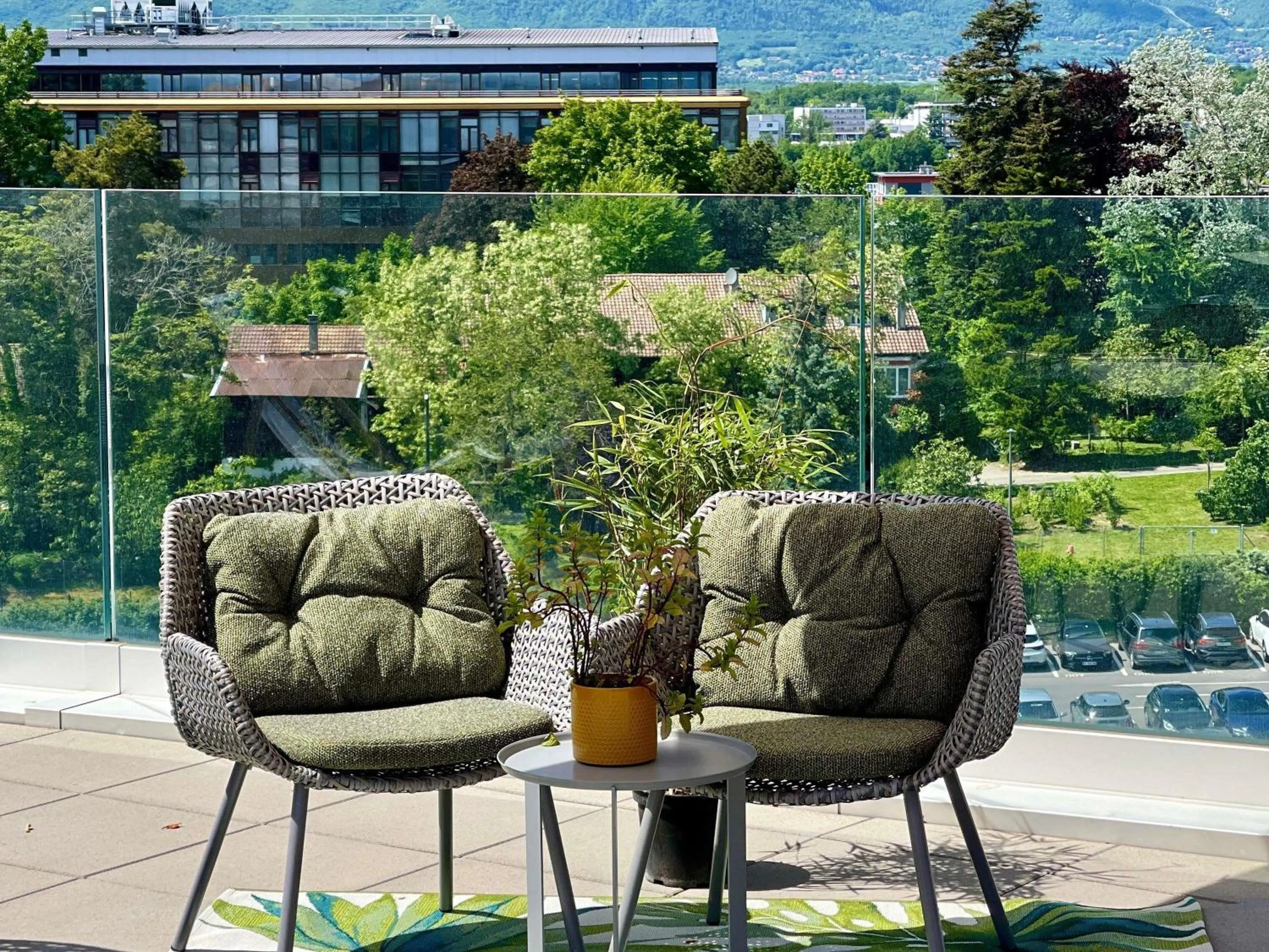 Spring in Mercure Geneva Airport