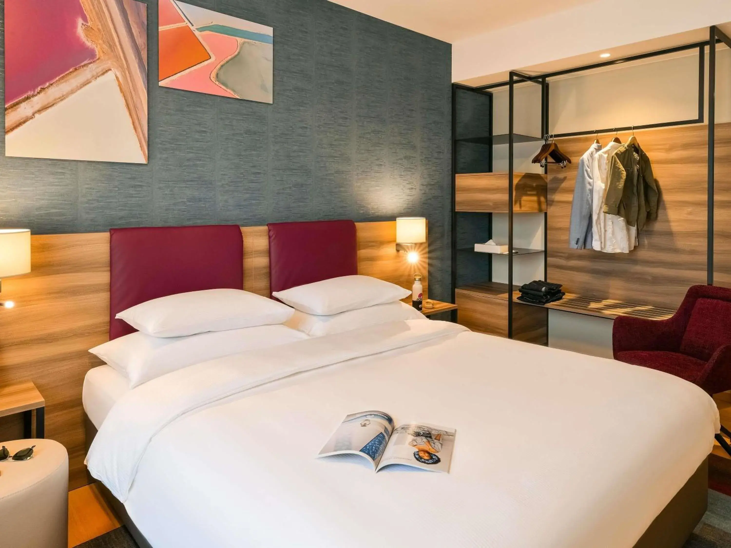 Bed in Mercure Geneva Airport Bed in Mercure Geneva Airport