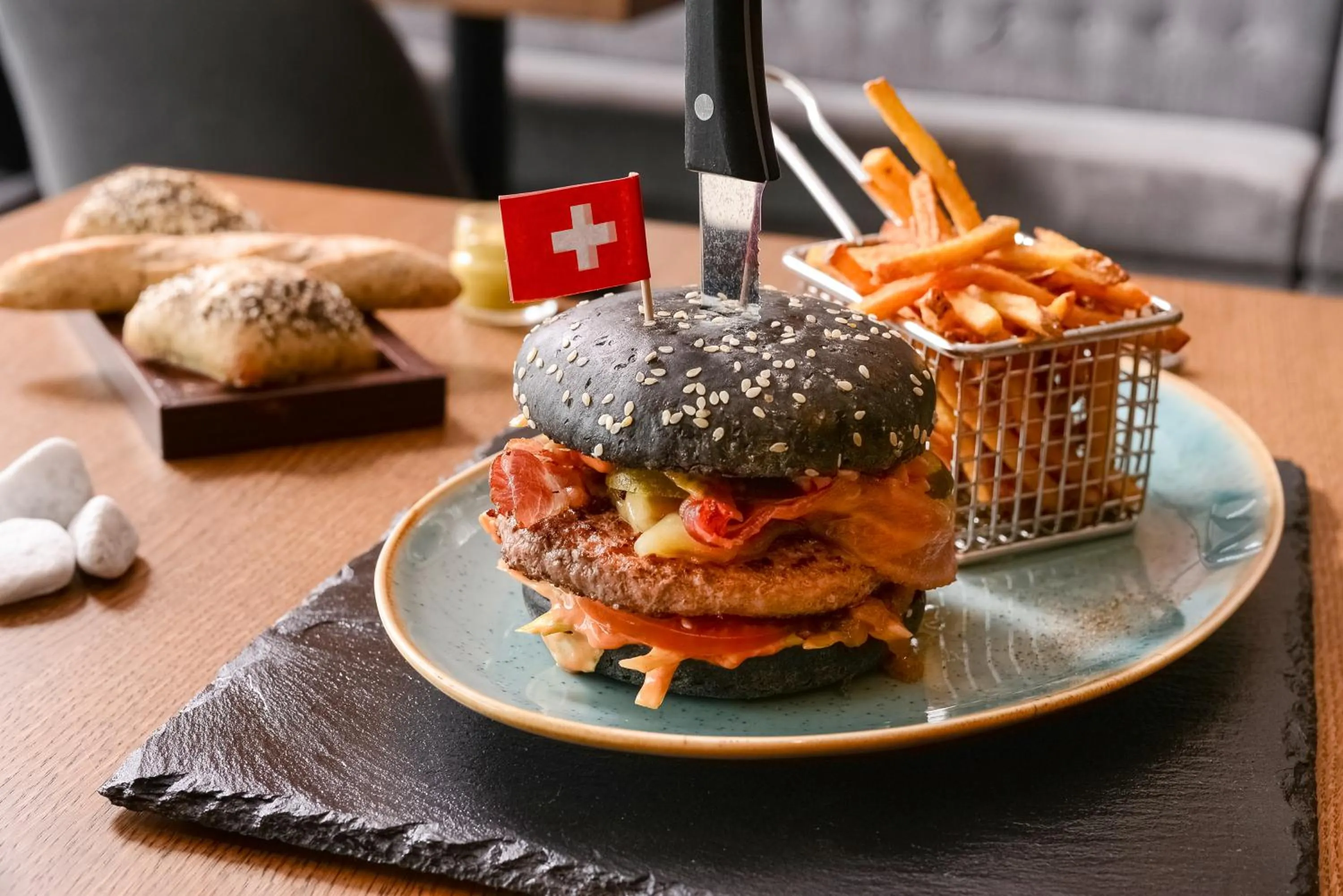 Restaurant/places to eat in Mercure Geneva Airport