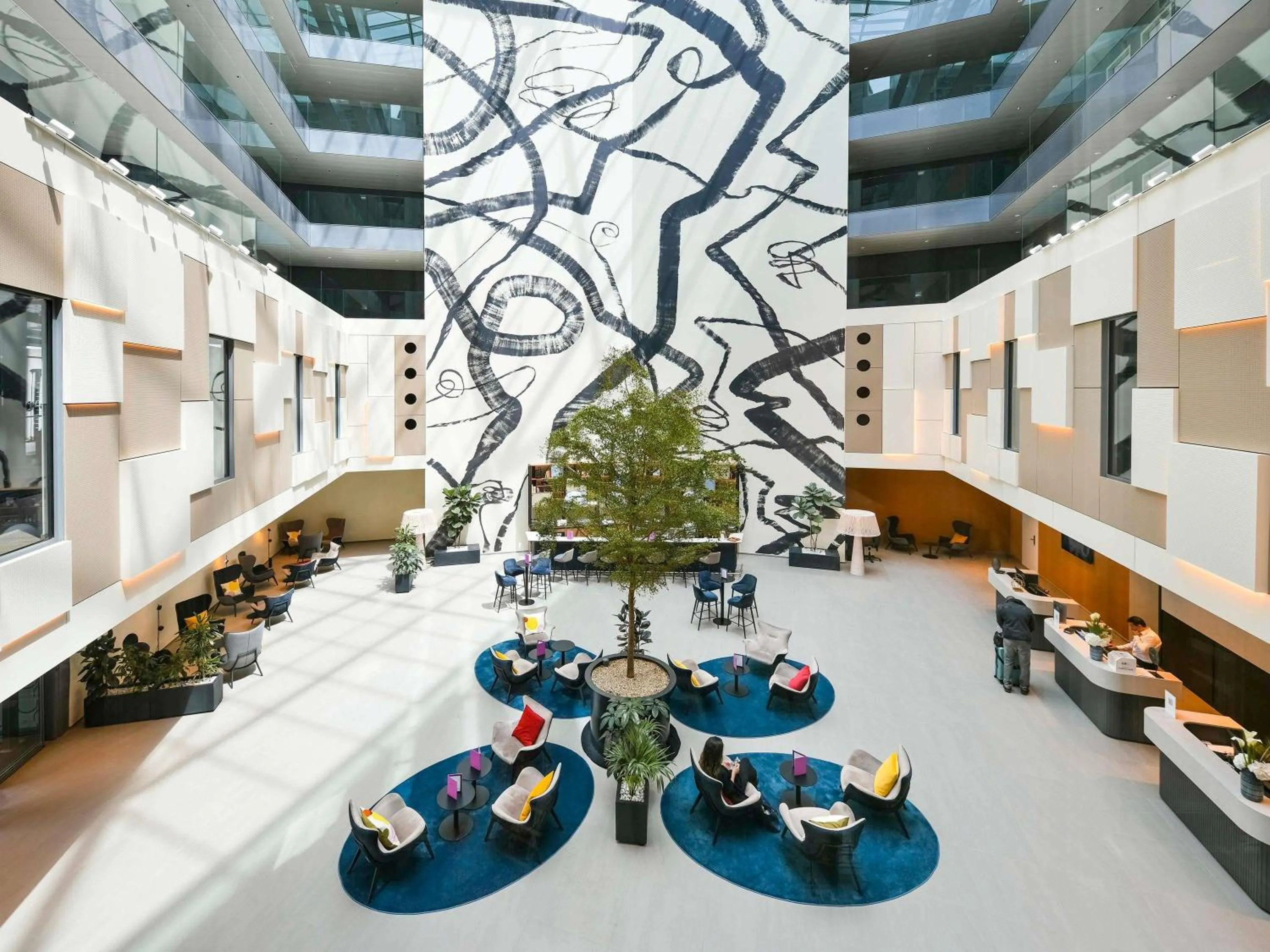 Property building in Mercure Geneva Airport