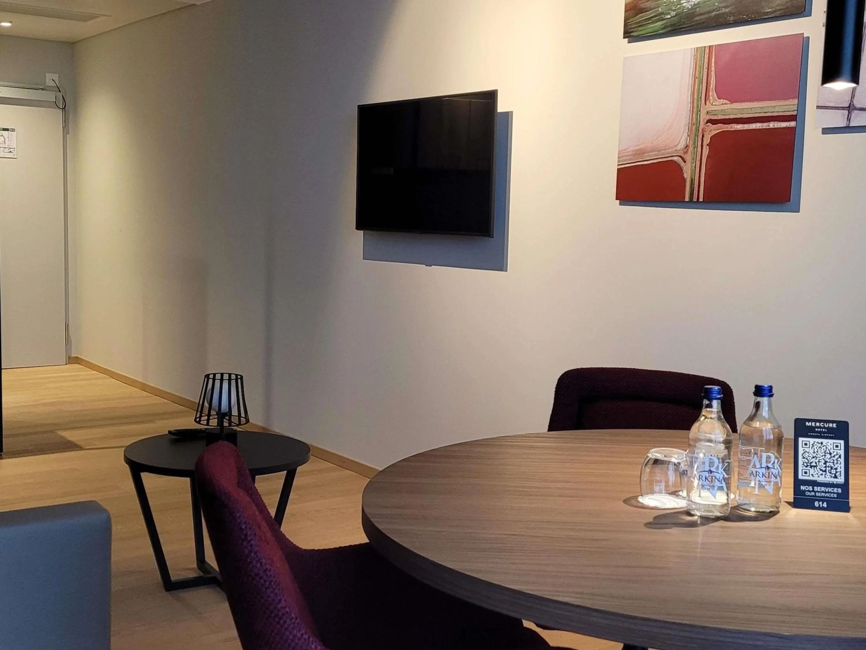 TV and multimedia in Mercure Geneva Airport