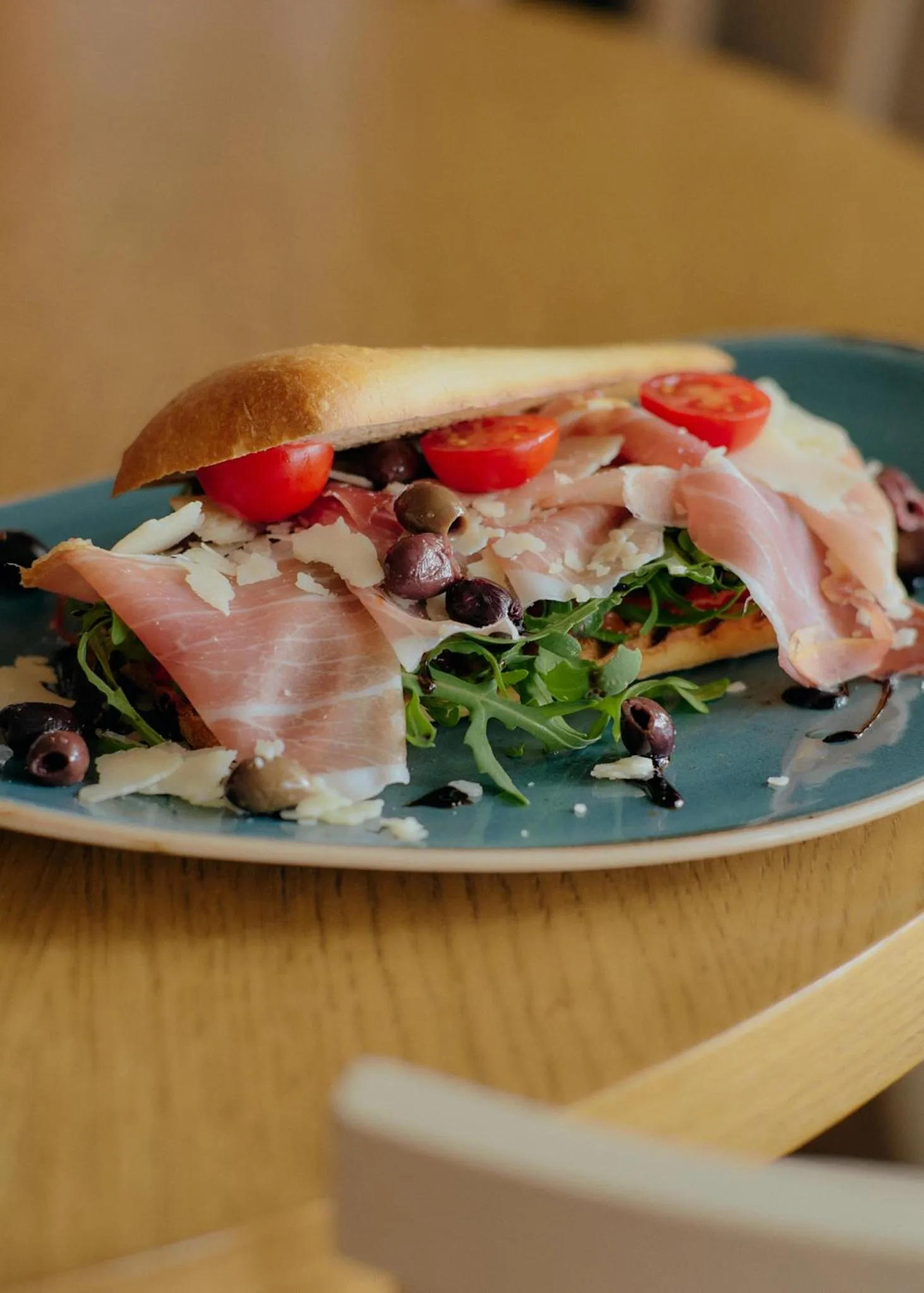 Food and drinks in Aparthotel Treudelberg Hamburg