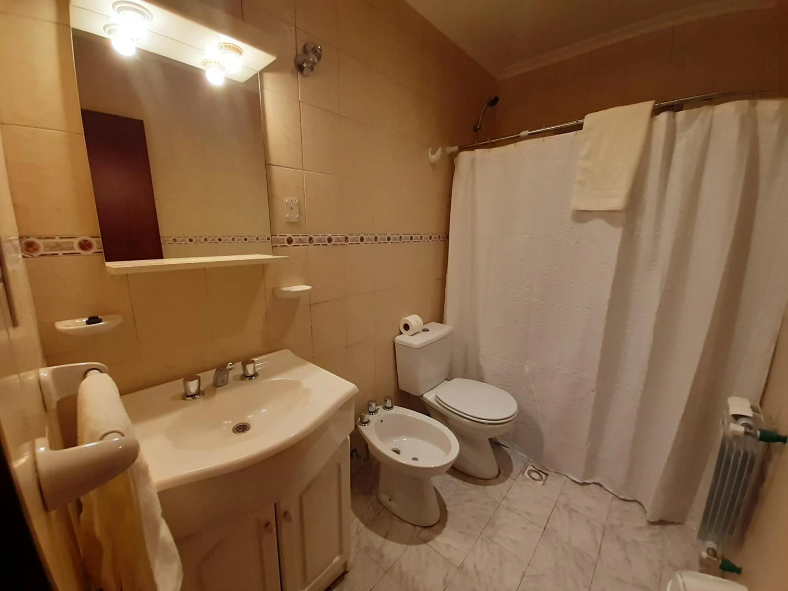 Bathroom in Fitz Roy Hostería de Montaña - El Chaltén