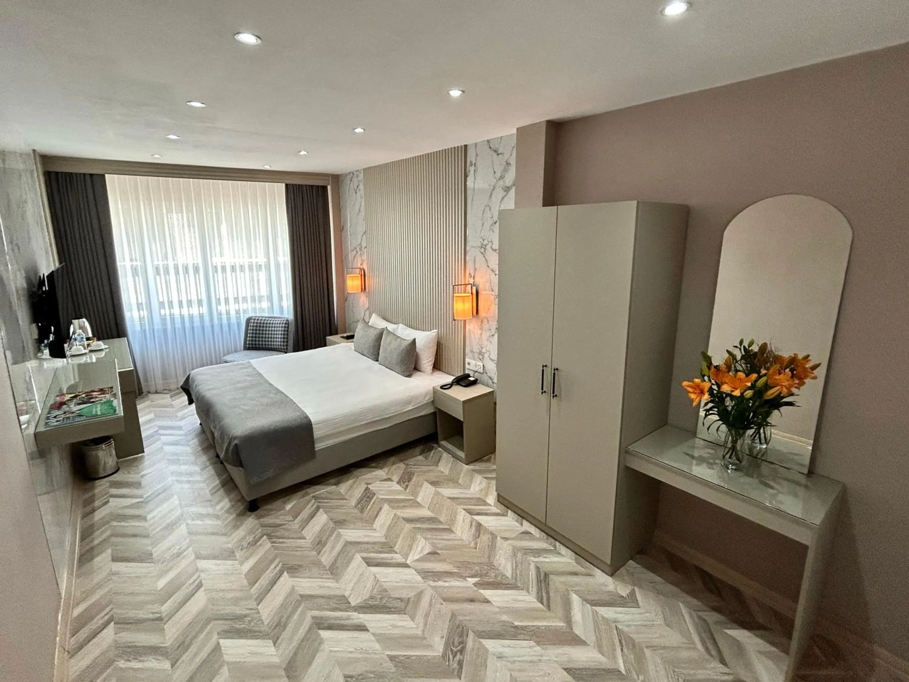 TV and multimedia, Bed in The Roomy Hotel Nişantaşı