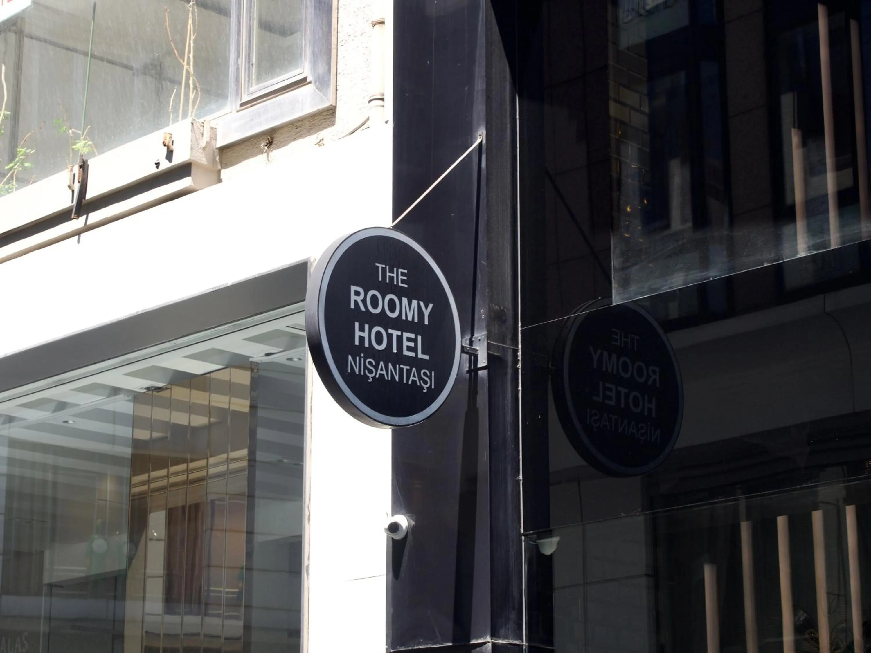 Property building in The Roomy Hotel Nişantaşı