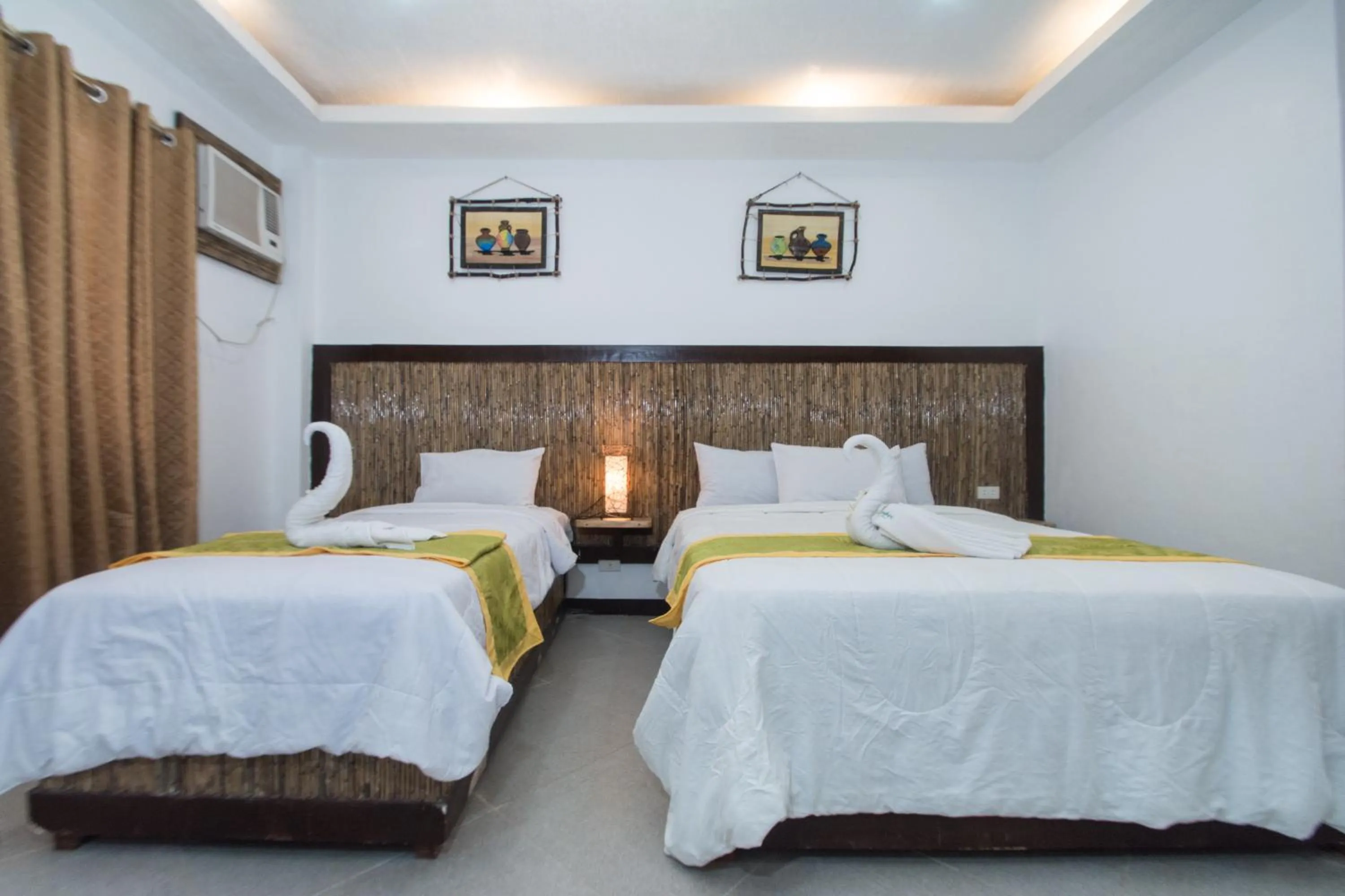 Bedroom, Bed in Bamboo Beach Resort & Restaurant