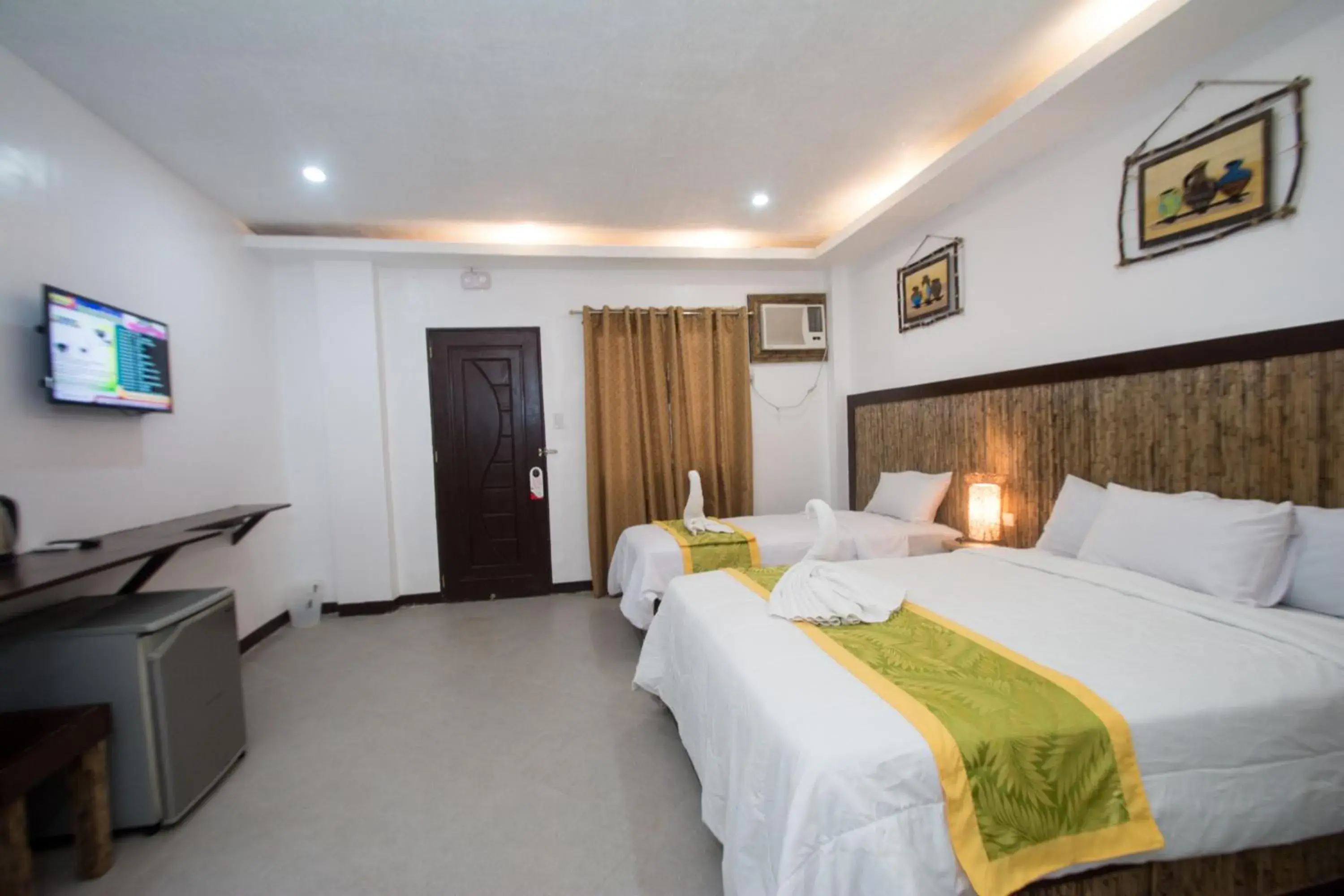 Bedroom, Bed in Bamboo Beach Resort & Restaurant Bedroom, Bed in Bamboo Beach Resort & Restaurant