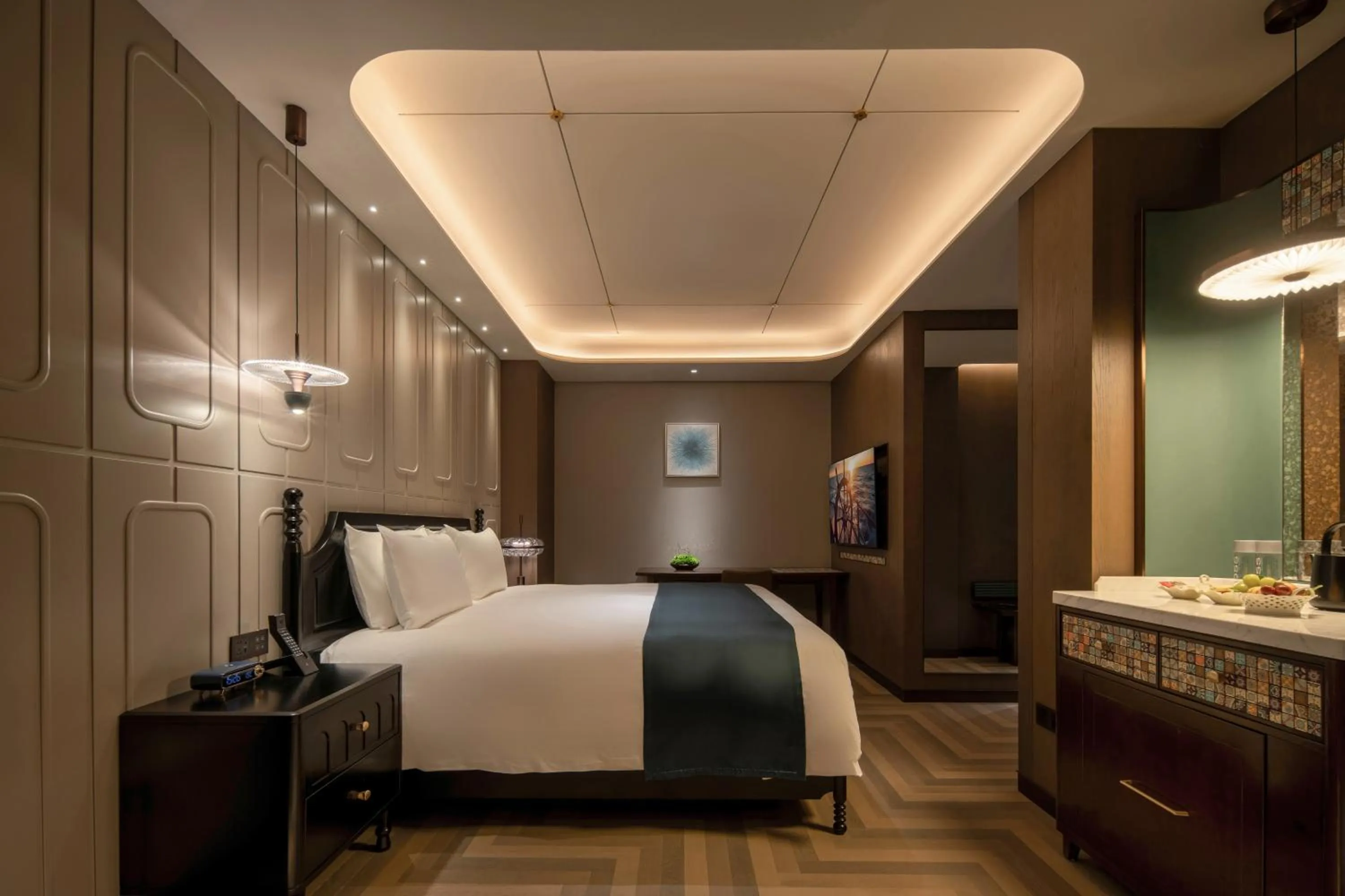 Bedroom, Bed in Xiamen Lujiang Harbourview Hotel