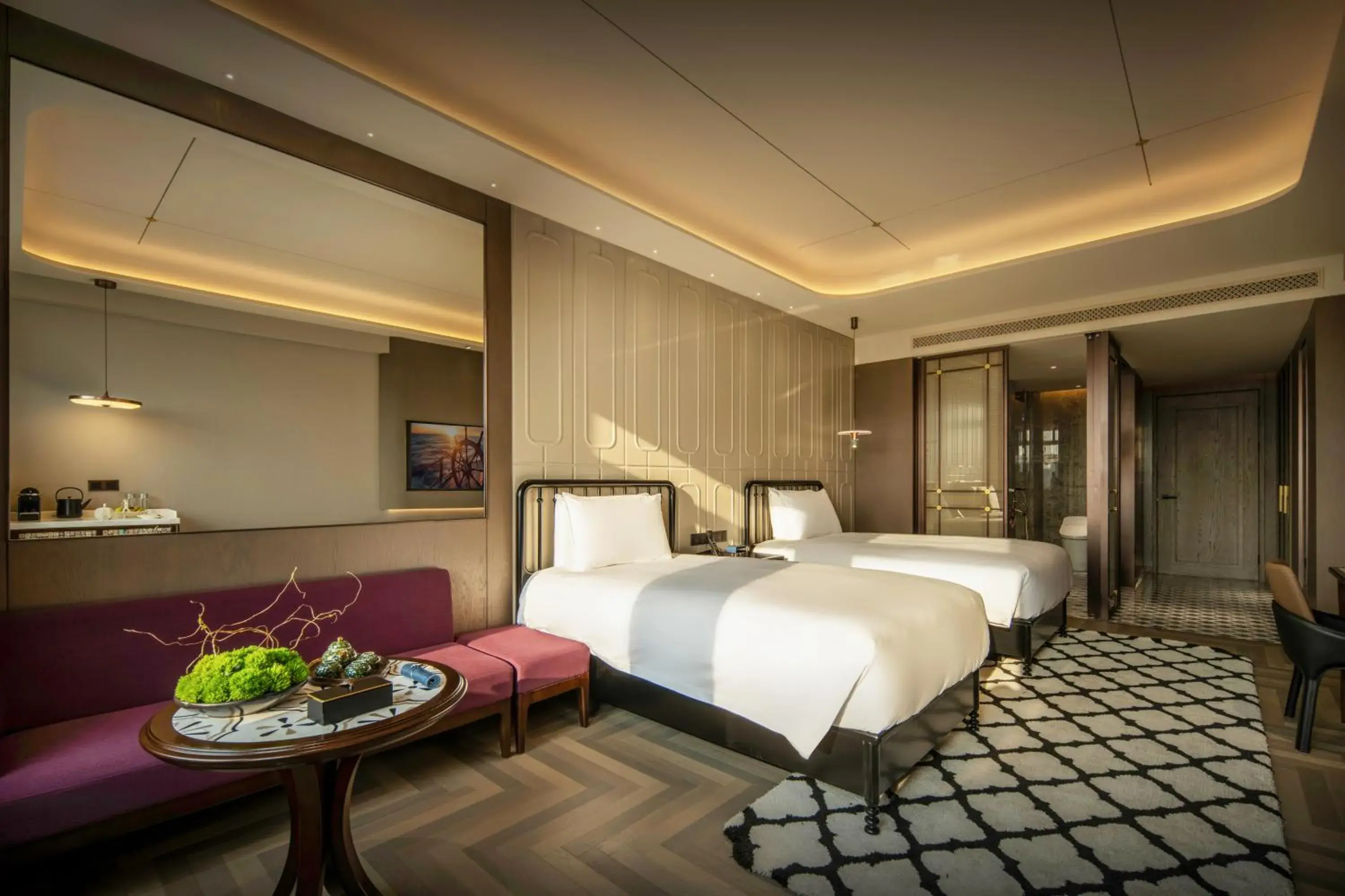 Double or Twin Room with Sea View in Xiamen Lujiang Harbourview Hotel Double or Twin Room with Sea View in Xiamen Lujiang Harbourview Hotel