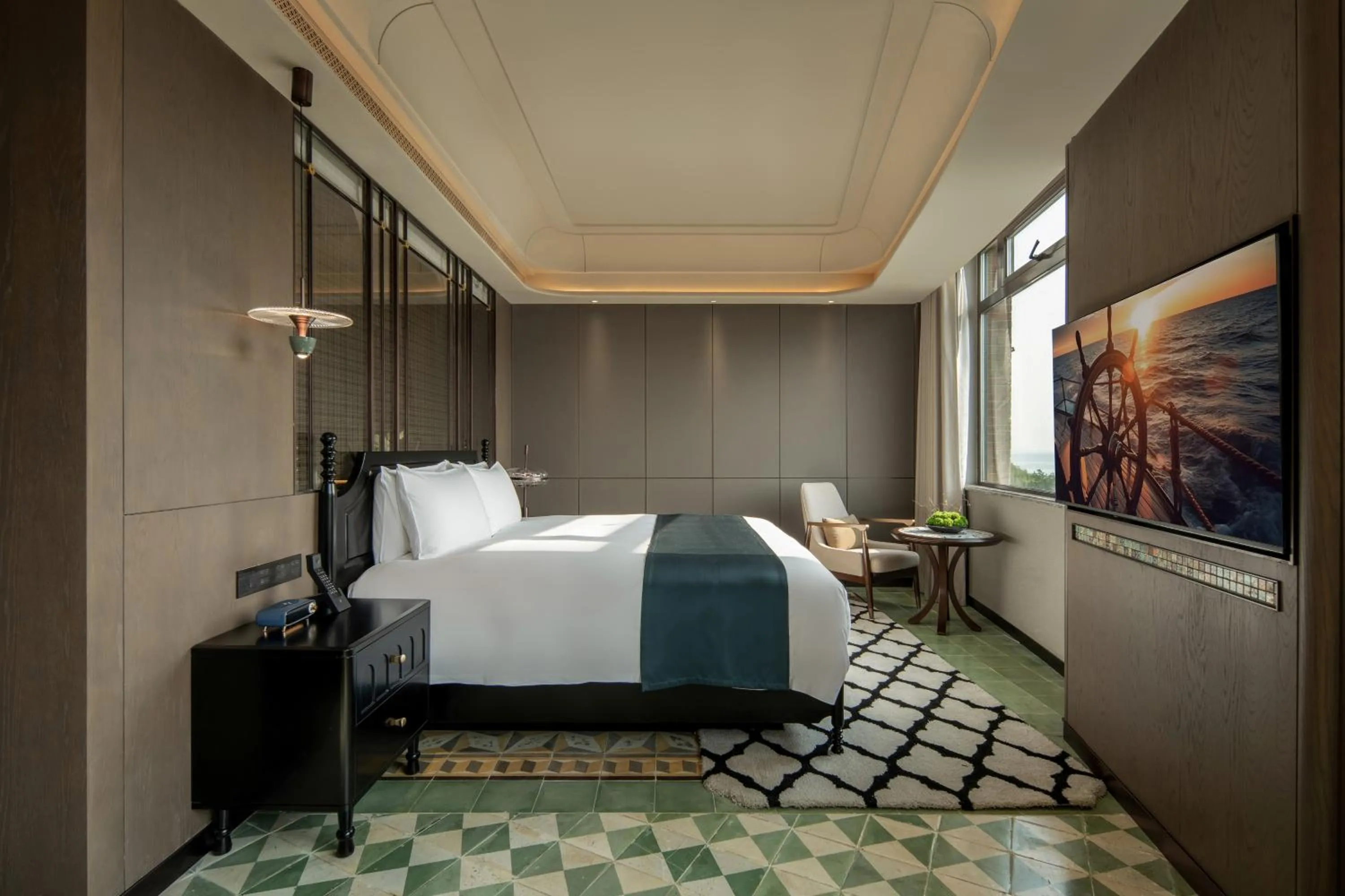 Bedroom, Bed in Xiamen Lujiang Harbourview Hotel