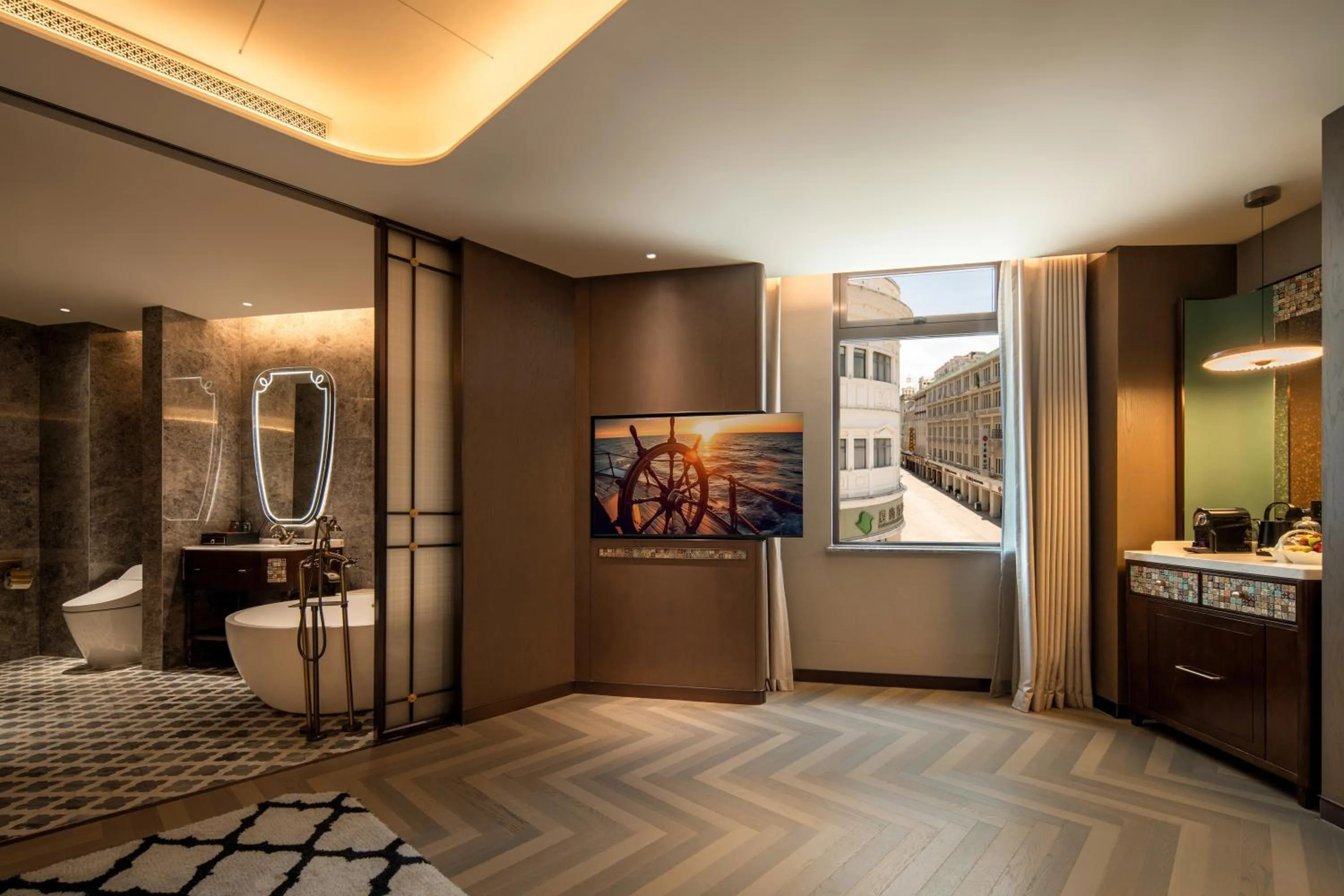 Xiamen Lujiang Harbourview Hotel