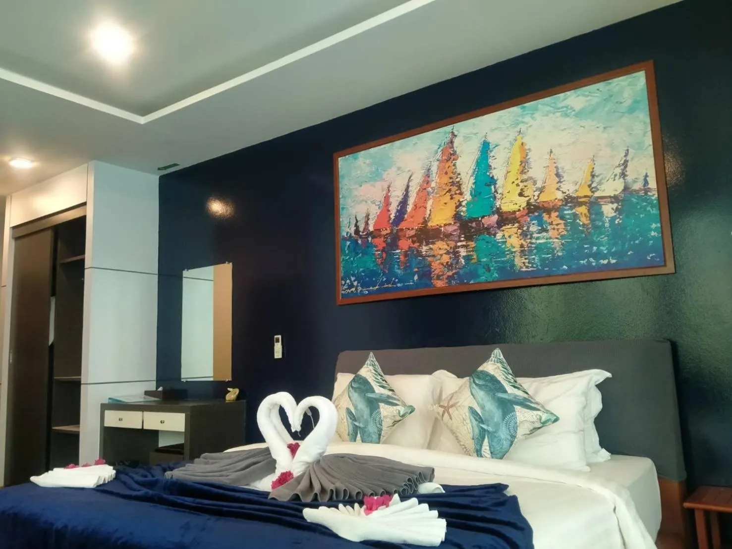 Photo of the whole room, Bed in Phi Phi Mountain Beach Resort SHA Certified