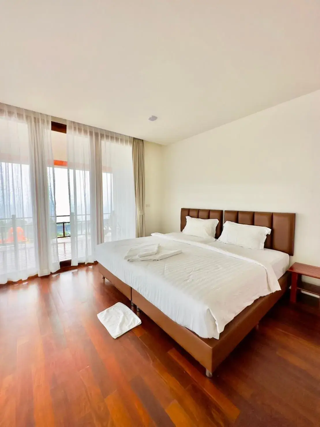 Bed in Phi Phi Mountain Beach Resort SHA Certified Bed in Phi Phi Mountain Beach Resort SHA Certified