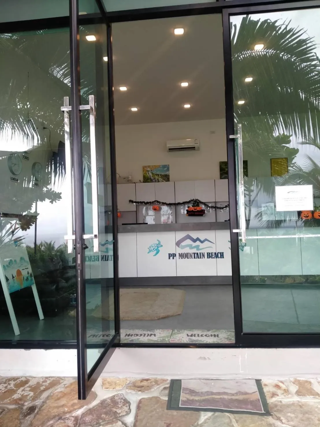 Staff in Phi Phi Mountain Beach Resort SHA Certified