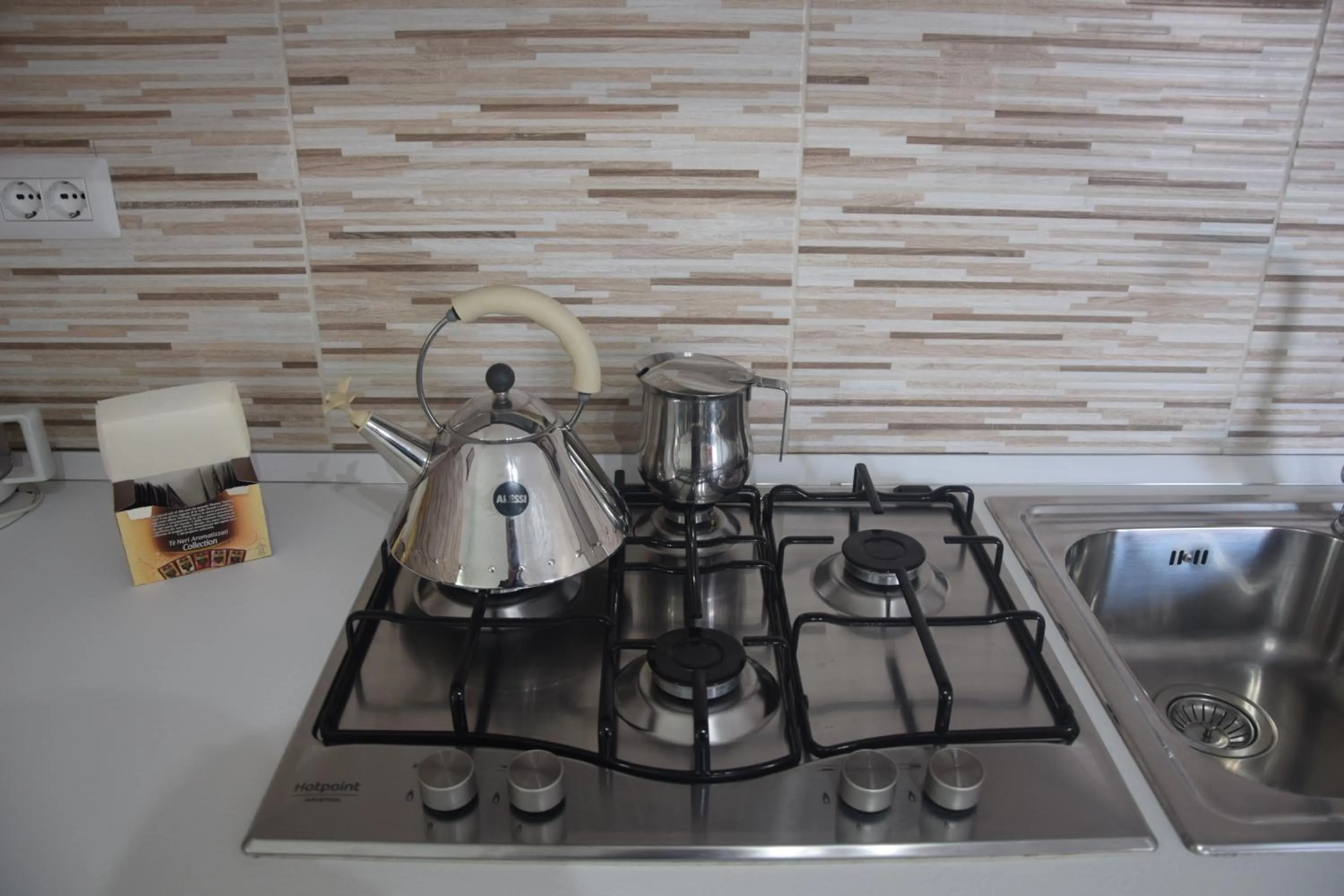 Coffee/tea facilities in B&B EDEN OGLIASTRA