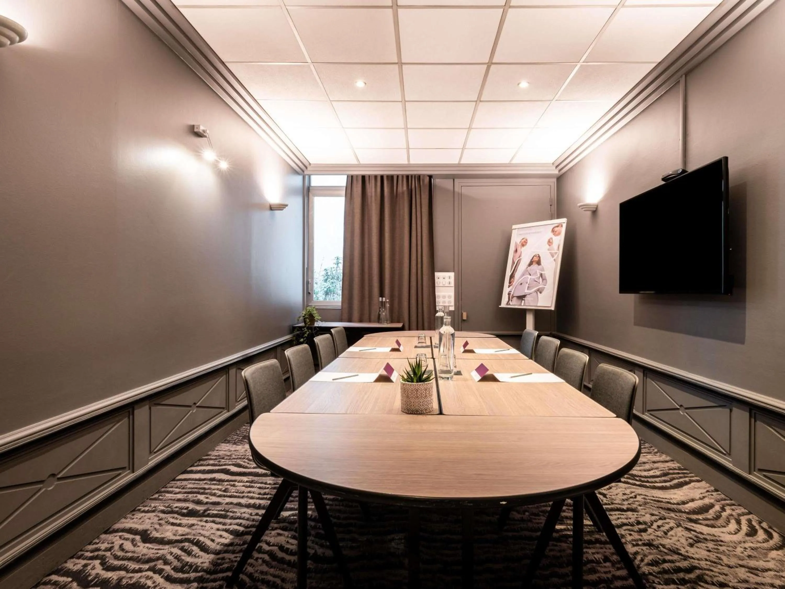 Meeting/conference room in Mercure Grenoble Meylan