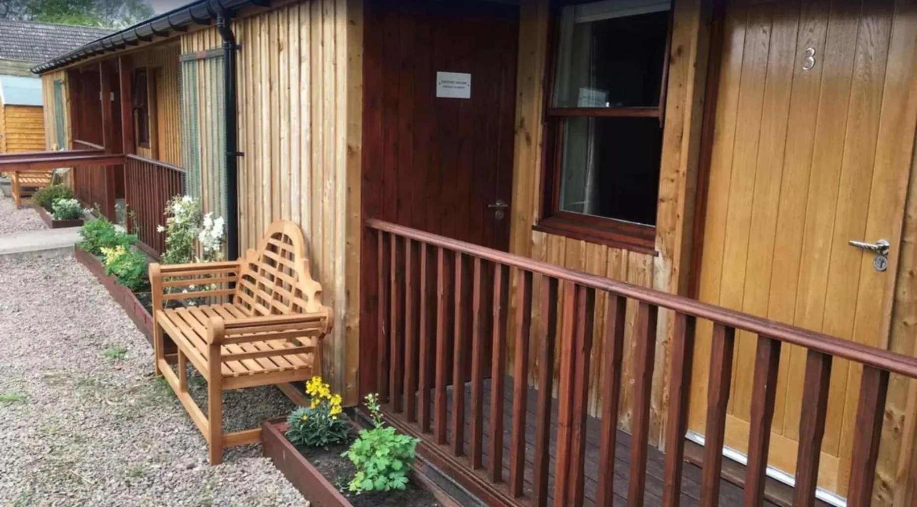 Property building in Red Lion Inn