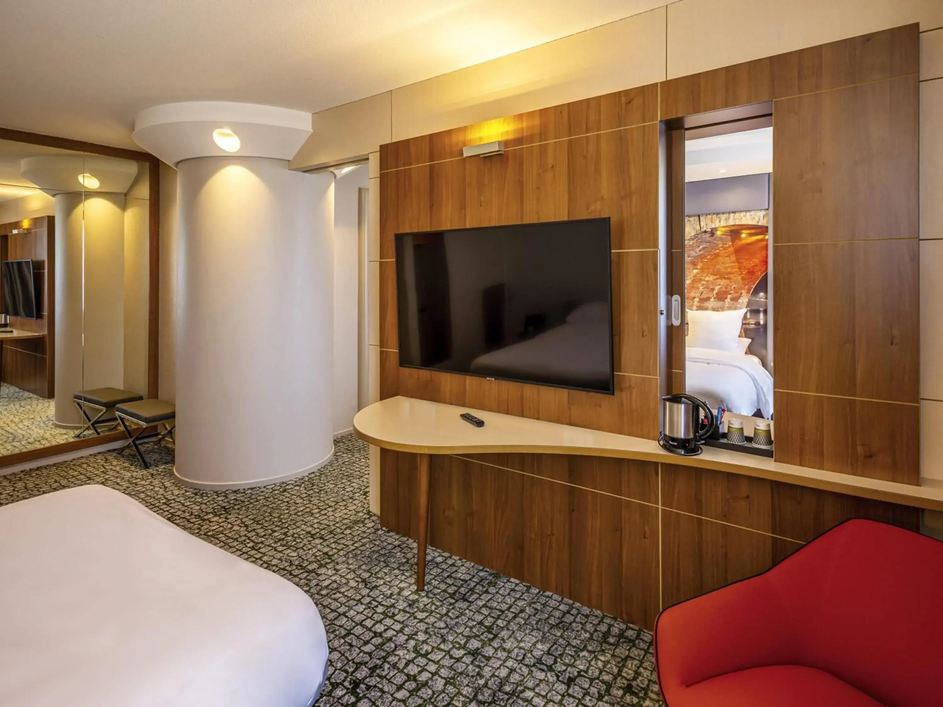 Bedroom, Bed in Hotel Mercure Toulouse Centre Compans Bedroom, Bed in Hotel Mercure Toulouse Centre Compans